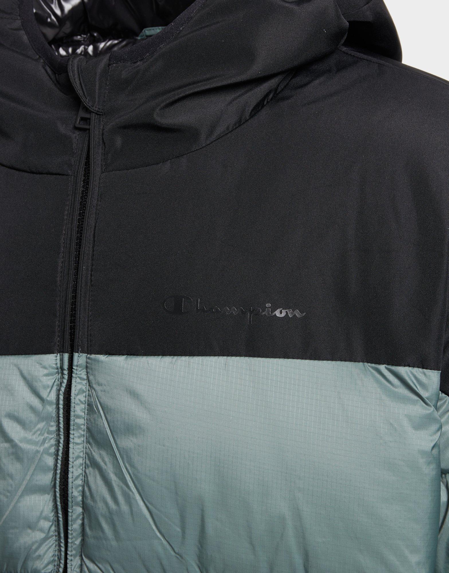 CHAMPION STRIUKĖ  ŽIEMINĖ HOODED JACKET 219190GS510 Juoda