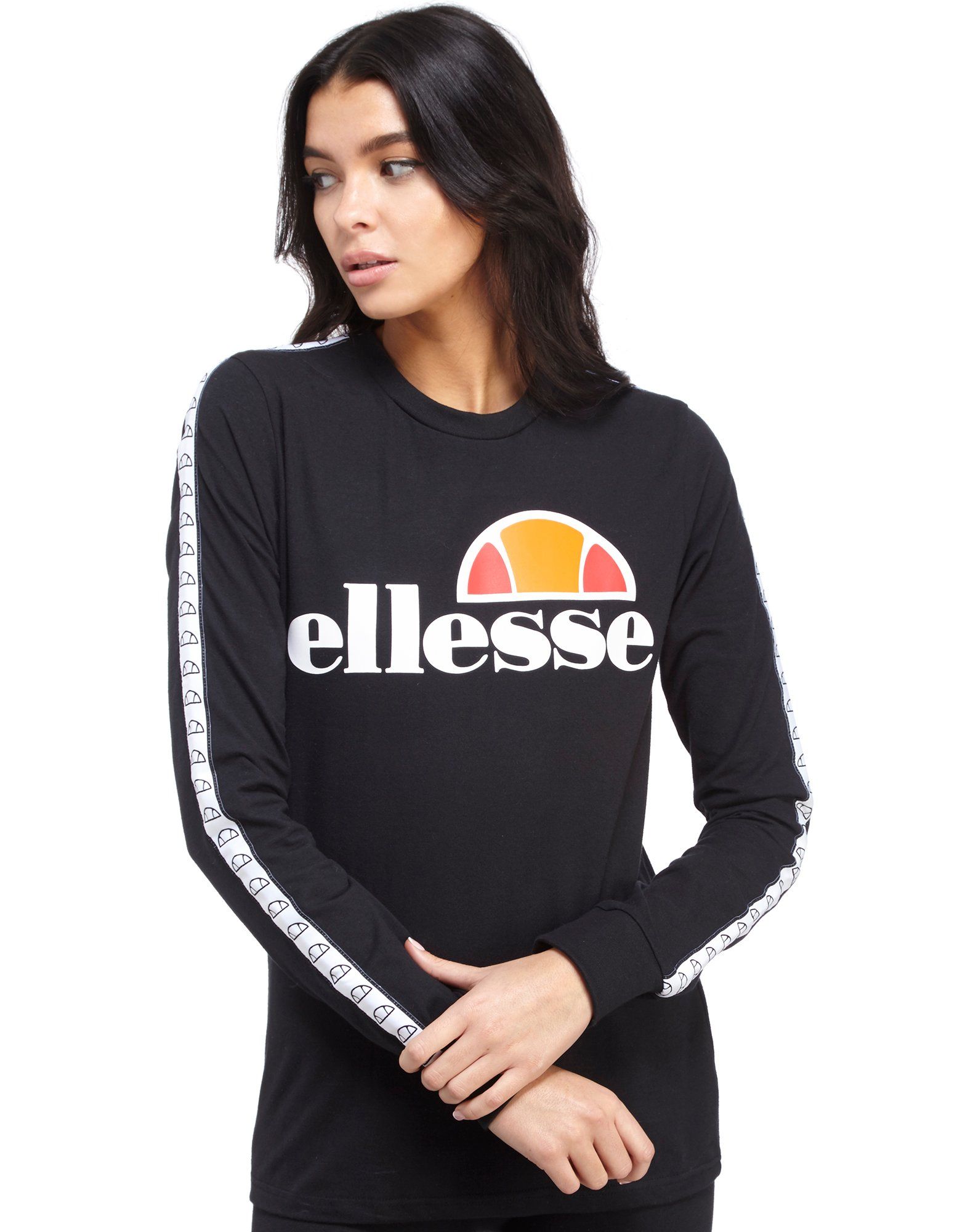 ellesse t shirt and shorts