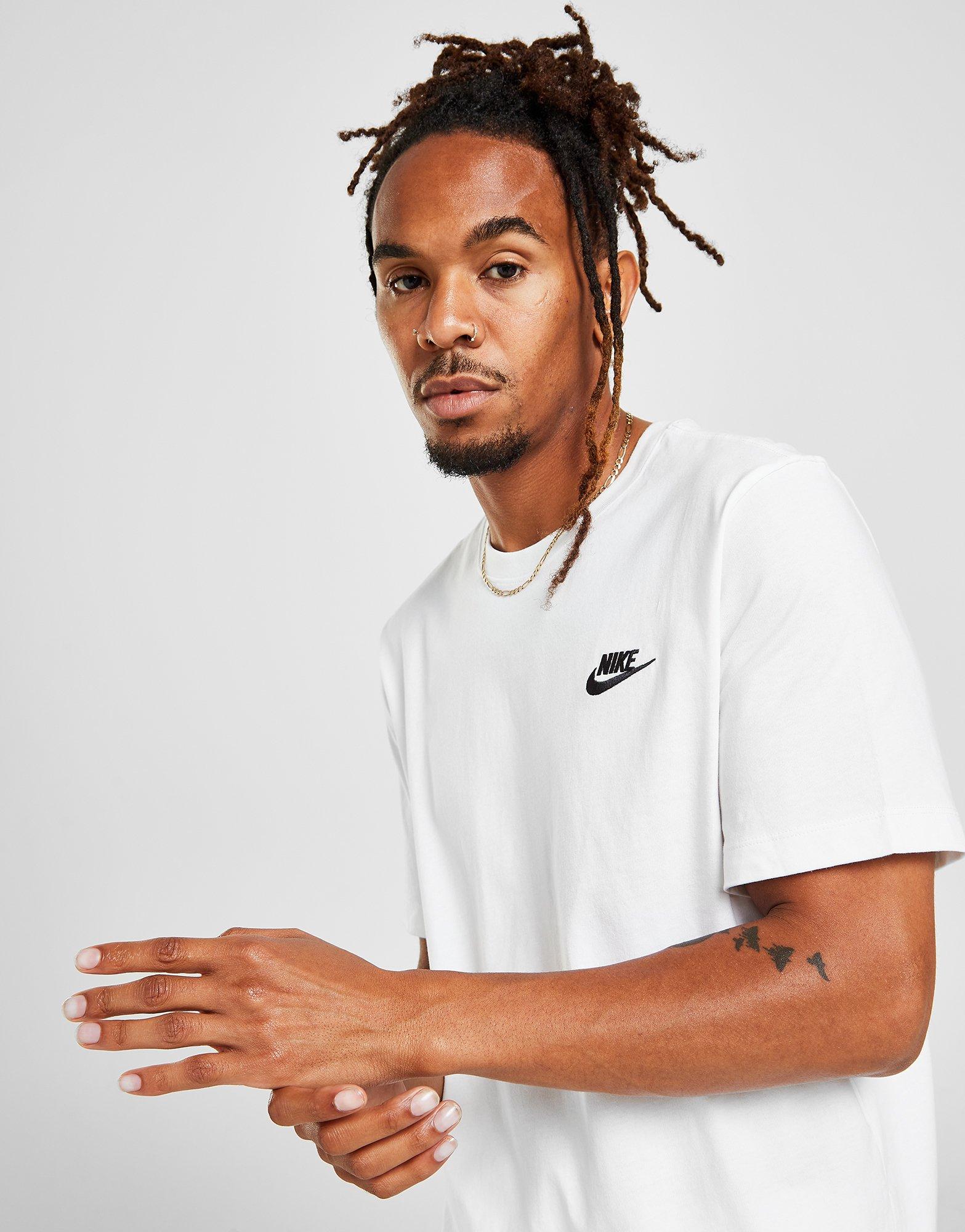 Чоловічі футболки NIKE ФУТБОЛКА SPORTSWEAR CLUB AR4997-101 Білий