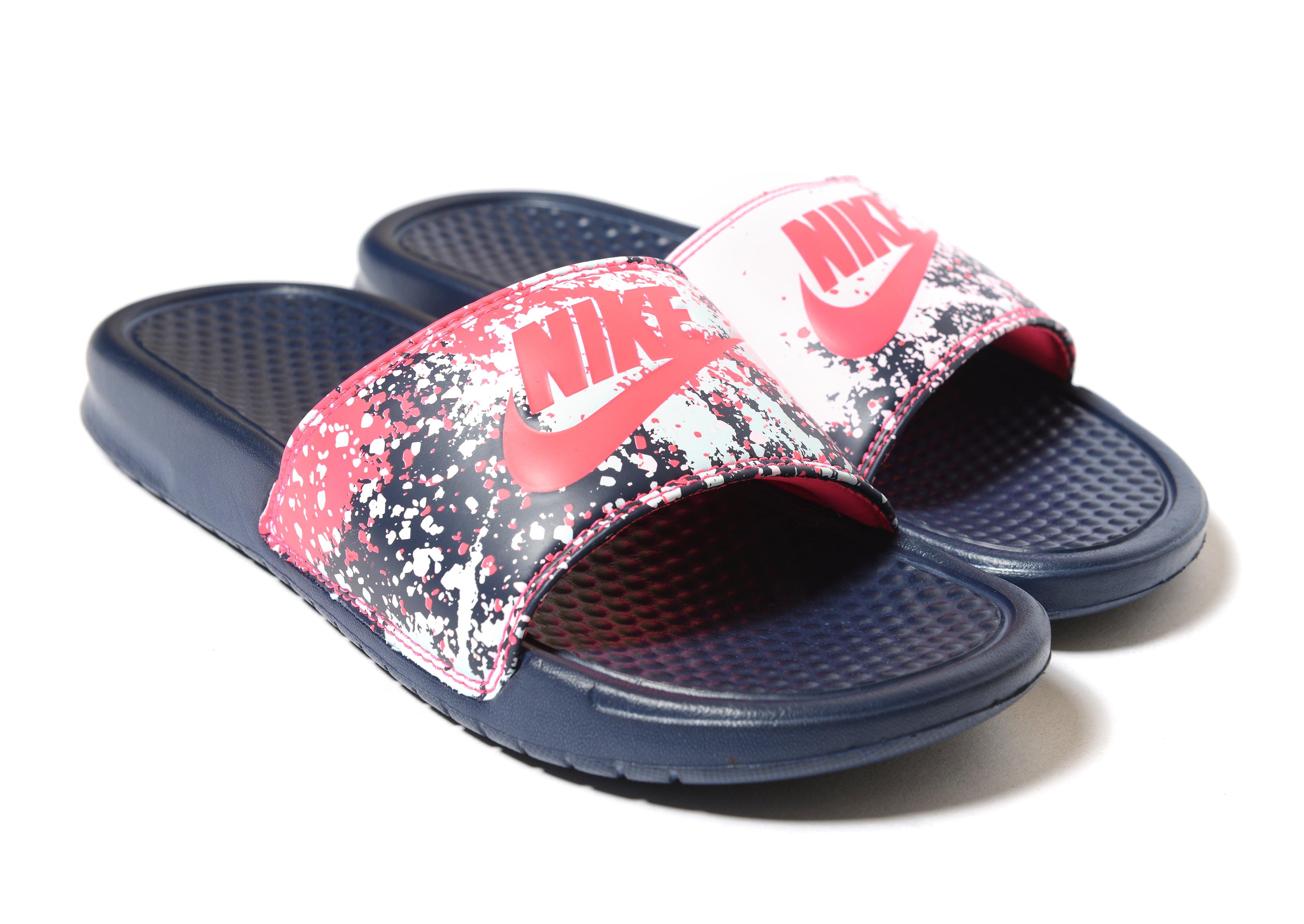 claquette nike benassi femme rose