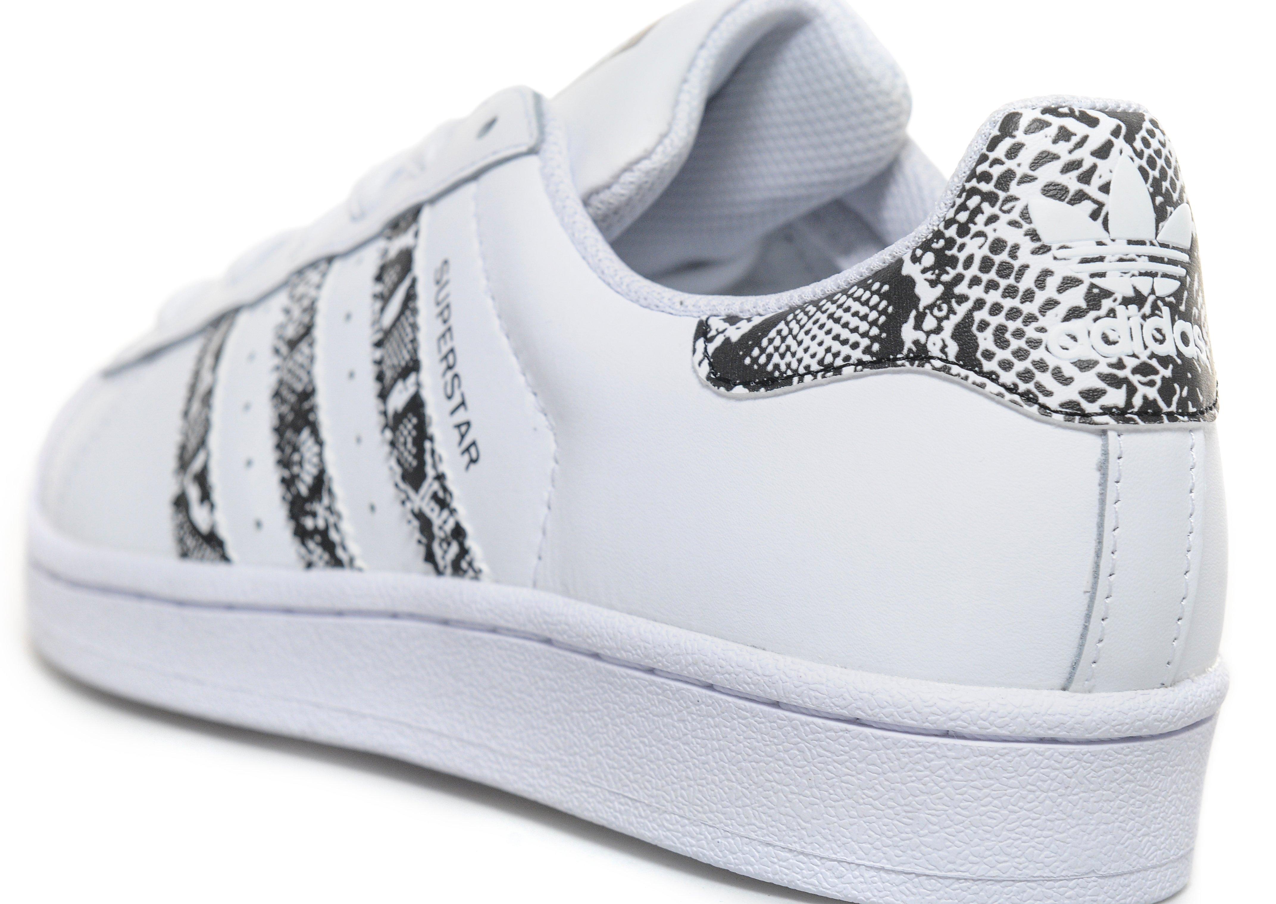 adidas superstars junior