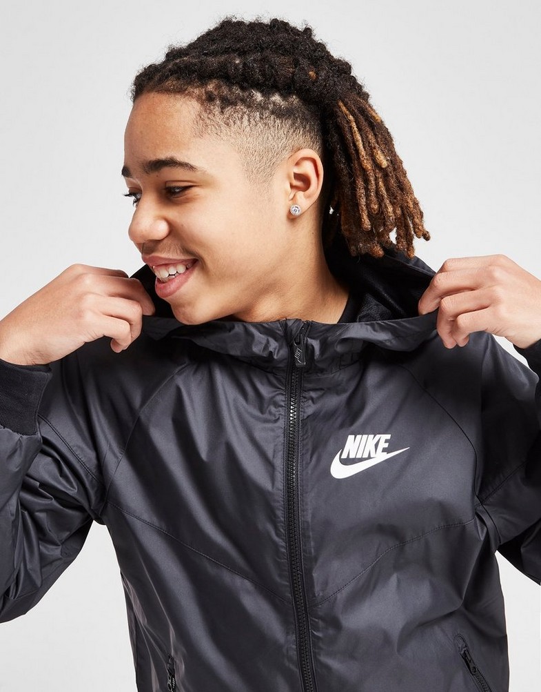 NIKE BUNDA PRZEJŚCIOWA SPORTSWEAR WINDRUNNER WINDRUNNER JACK 850443-011 Čierna