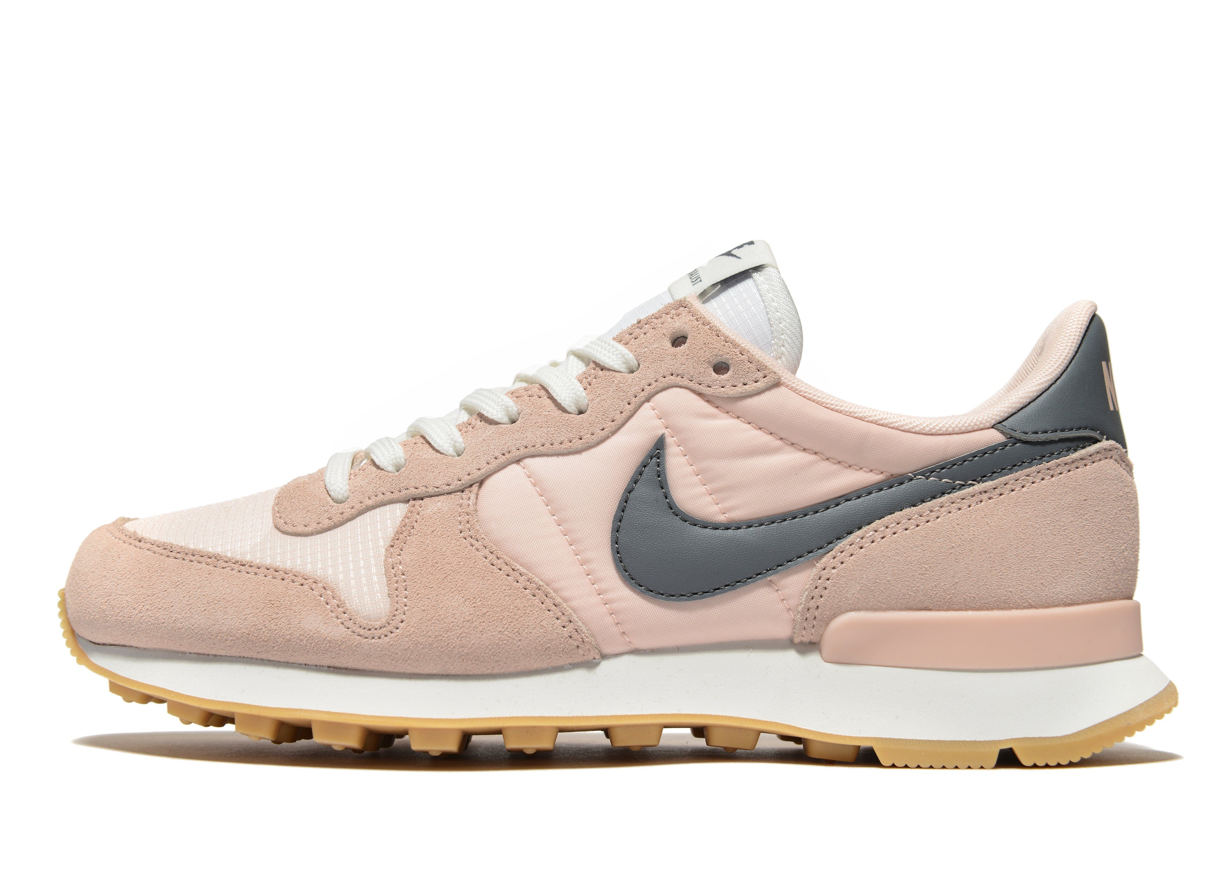 nike internationalist women nike internationalist women