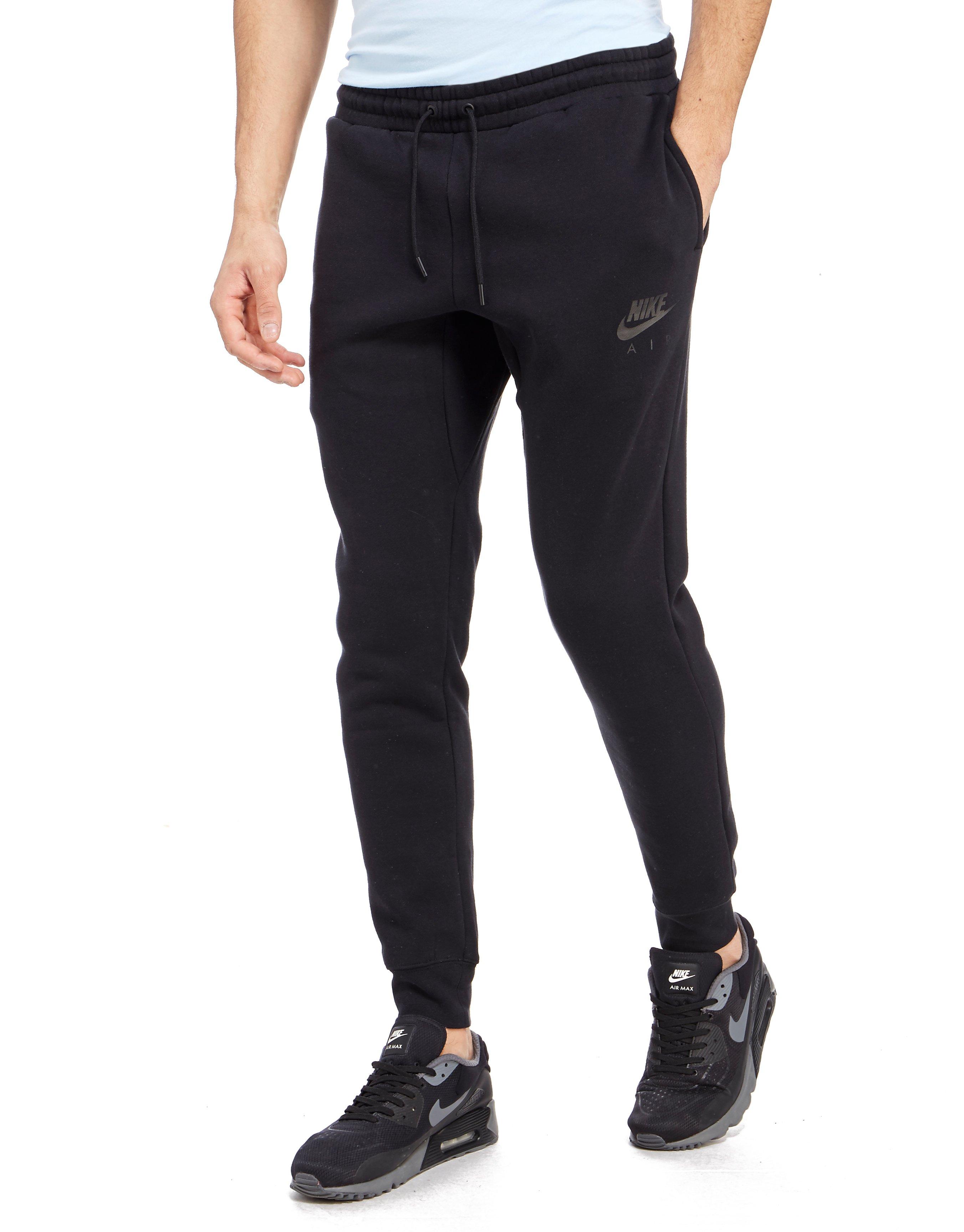 black nike air joggers