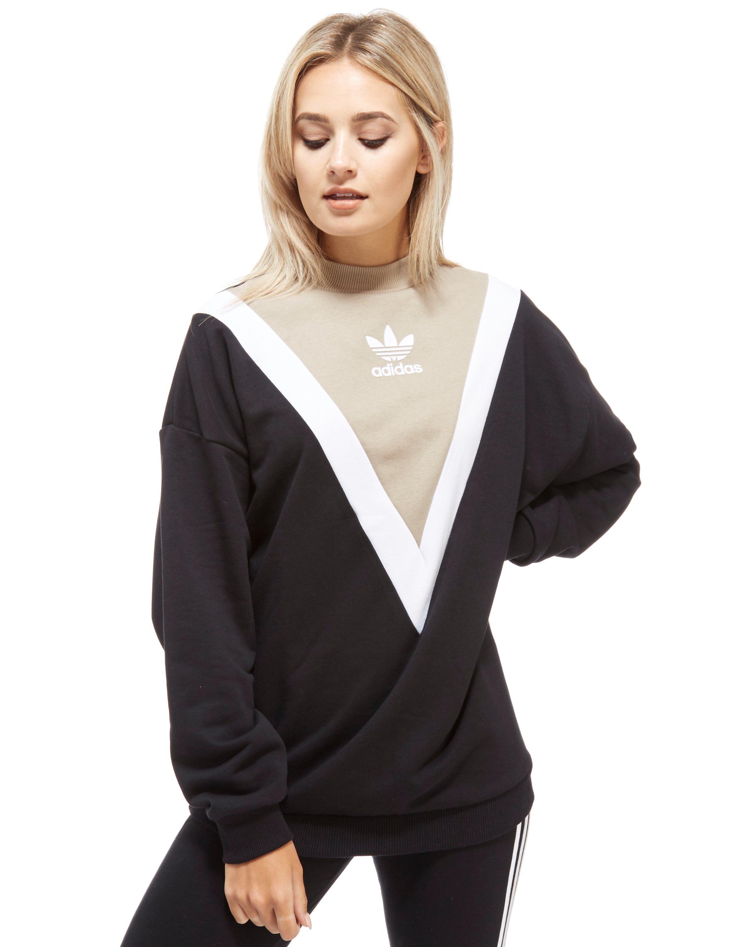 pull adidas femme noir et blanc