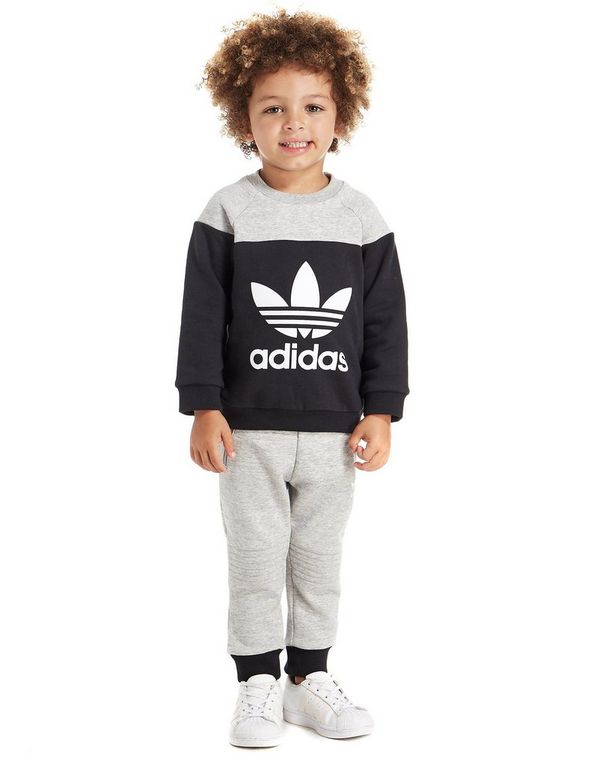 adidas felpati tuta adidas felpati tuta