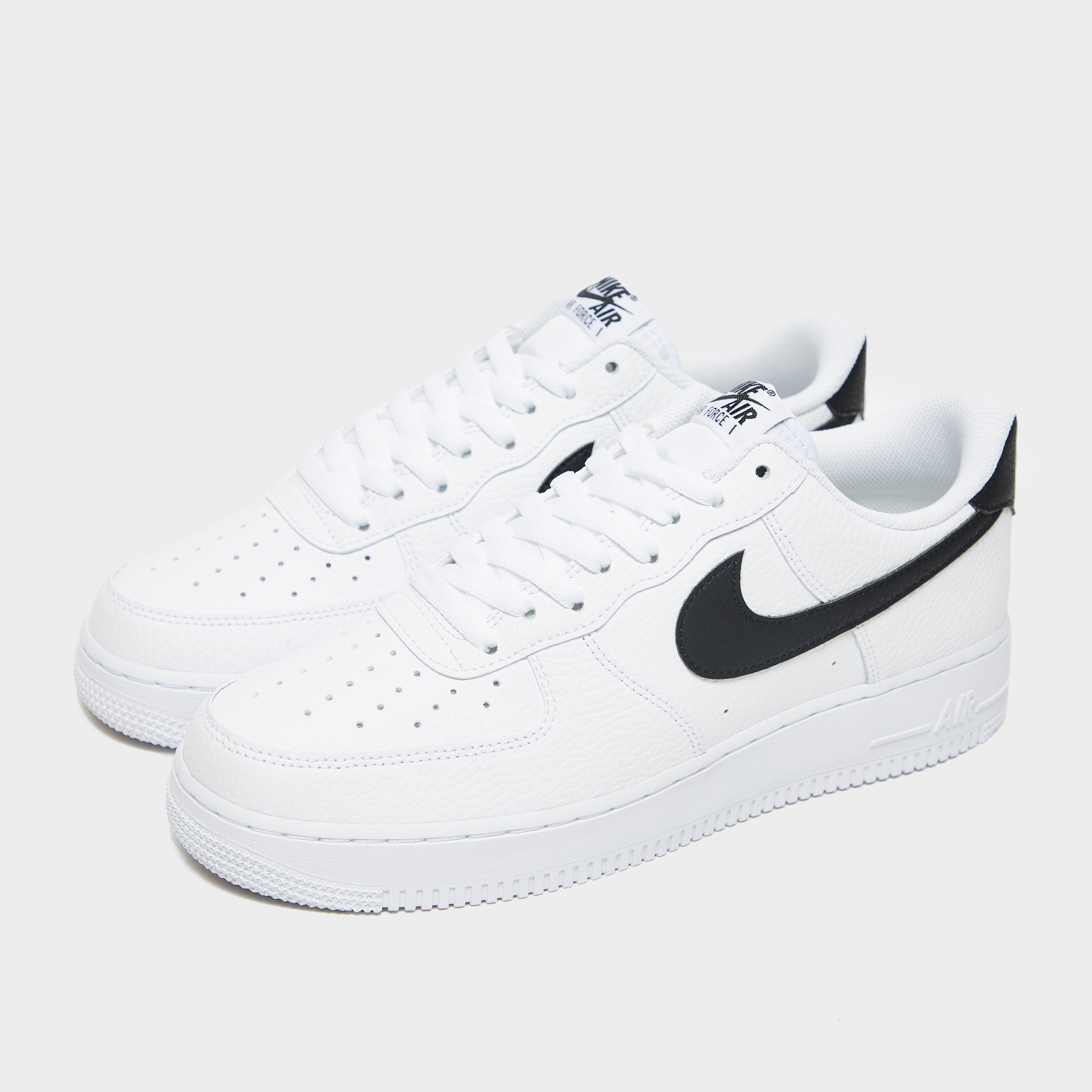 Férfi sneakers NIKE AIR FORCE 1 '07 