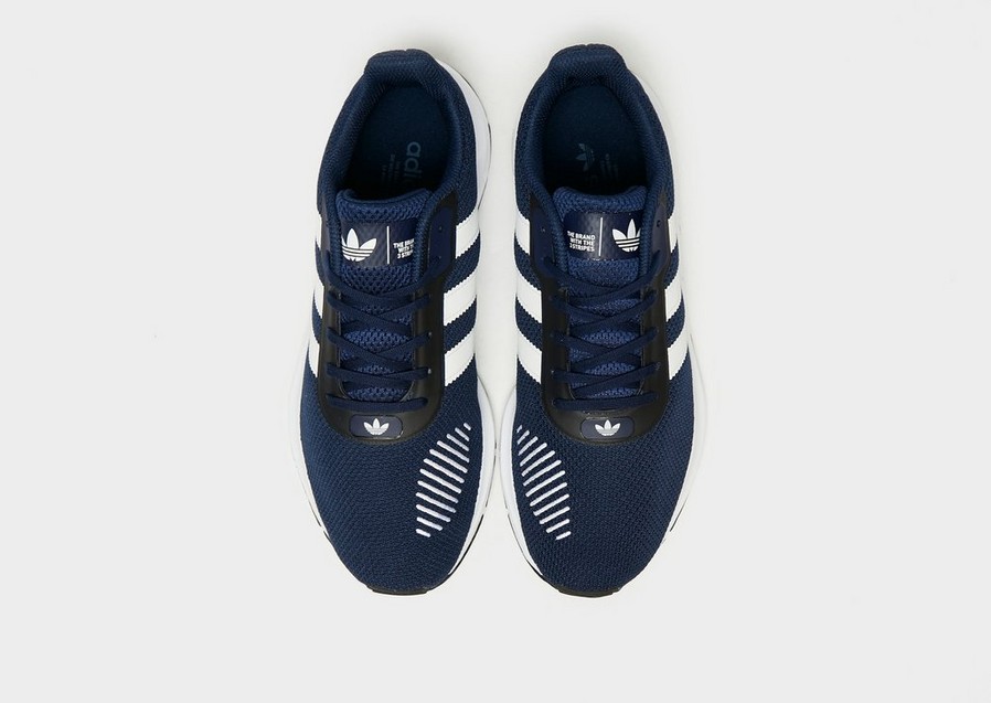 Buty sneakersy męskie ADIDAS SWIFT RUN 2.0 FV5359 Granatowy