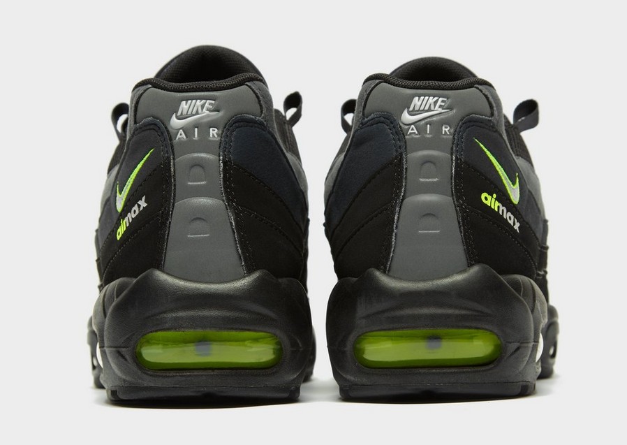 Мъжки маратонки NIKE AIR MAX 95 ESSENTIAL CV1635-002 Черен