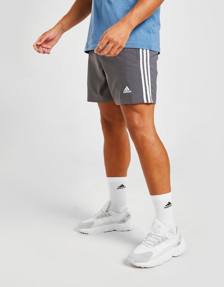 Чоловічі шорти ADIDAS MATCH WOVEN FOOTBALL SHORTS GI6493 Сірий
