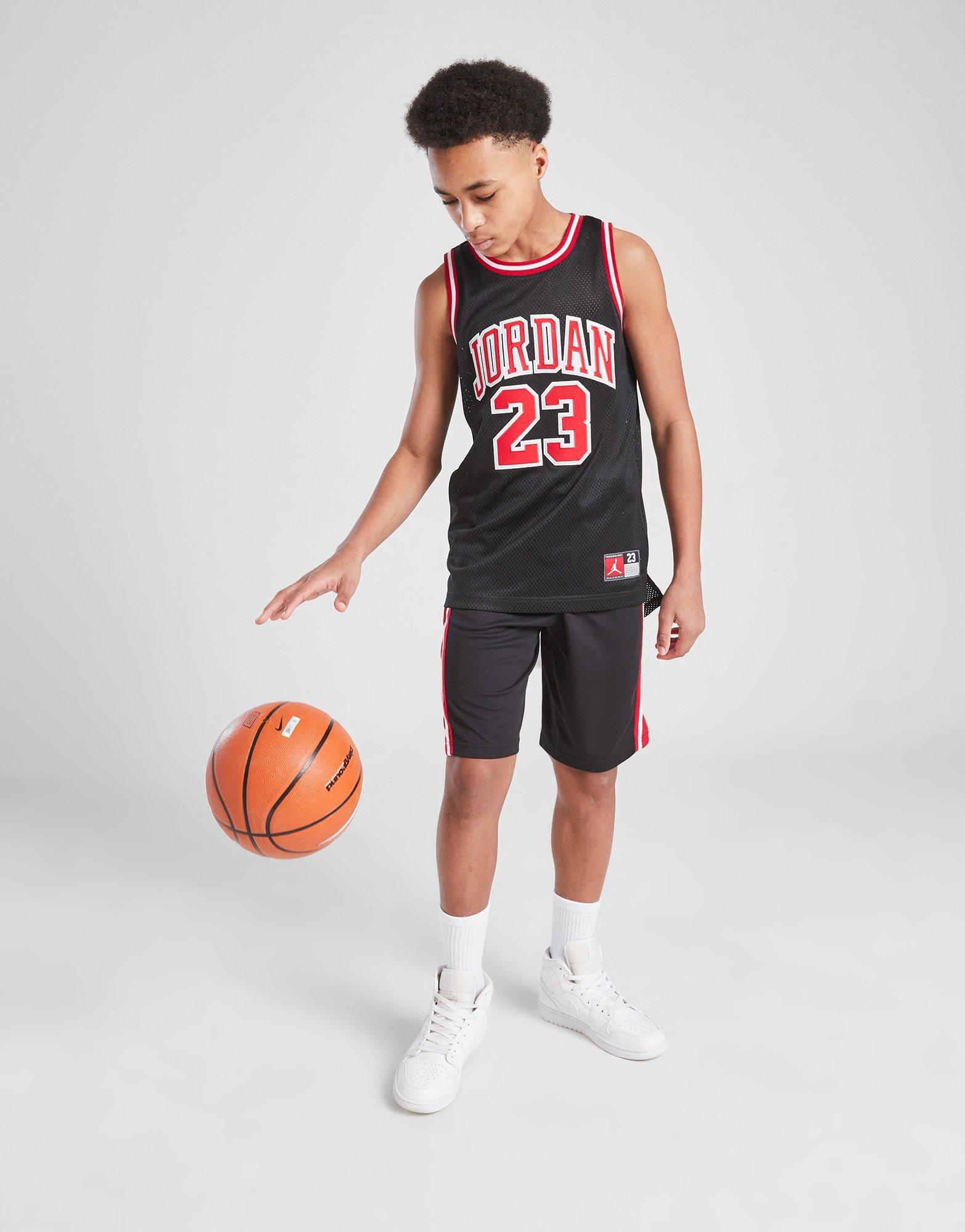 Gyerek rövidnadrág JORDAN RÖVIDNADRÁG HBR PLY SHRT BLK/RD B 957115-023 Fekete