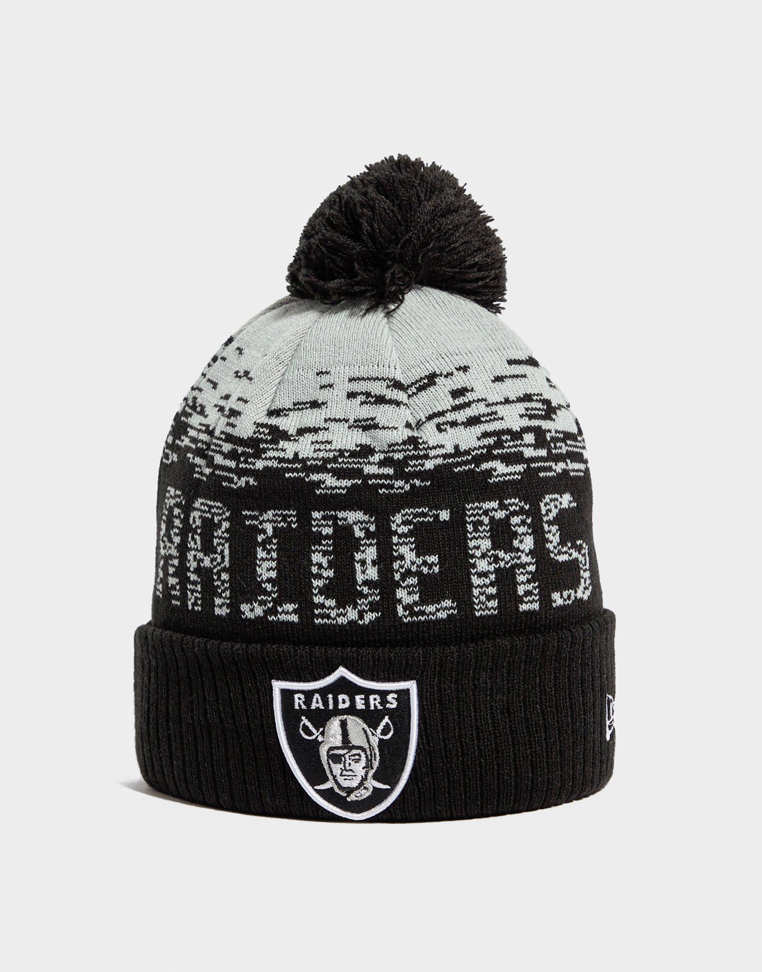 Férfi téli sapká NEW ERA NFL LAS VEGAS RAIDERS POM BEANIE HAT OAKLAND RAIDERS 12122720 Fekete