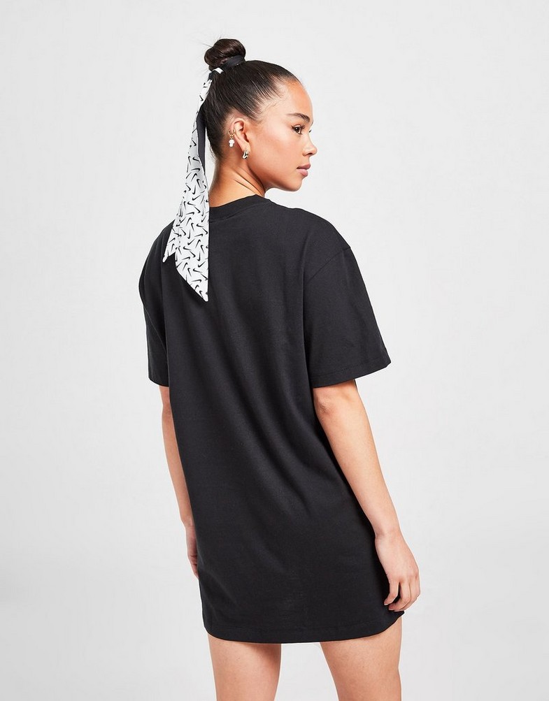 Rochie pentru femei NIKE ESSENTIAL TRICOU TRENINGS CJ2242-010 Negru