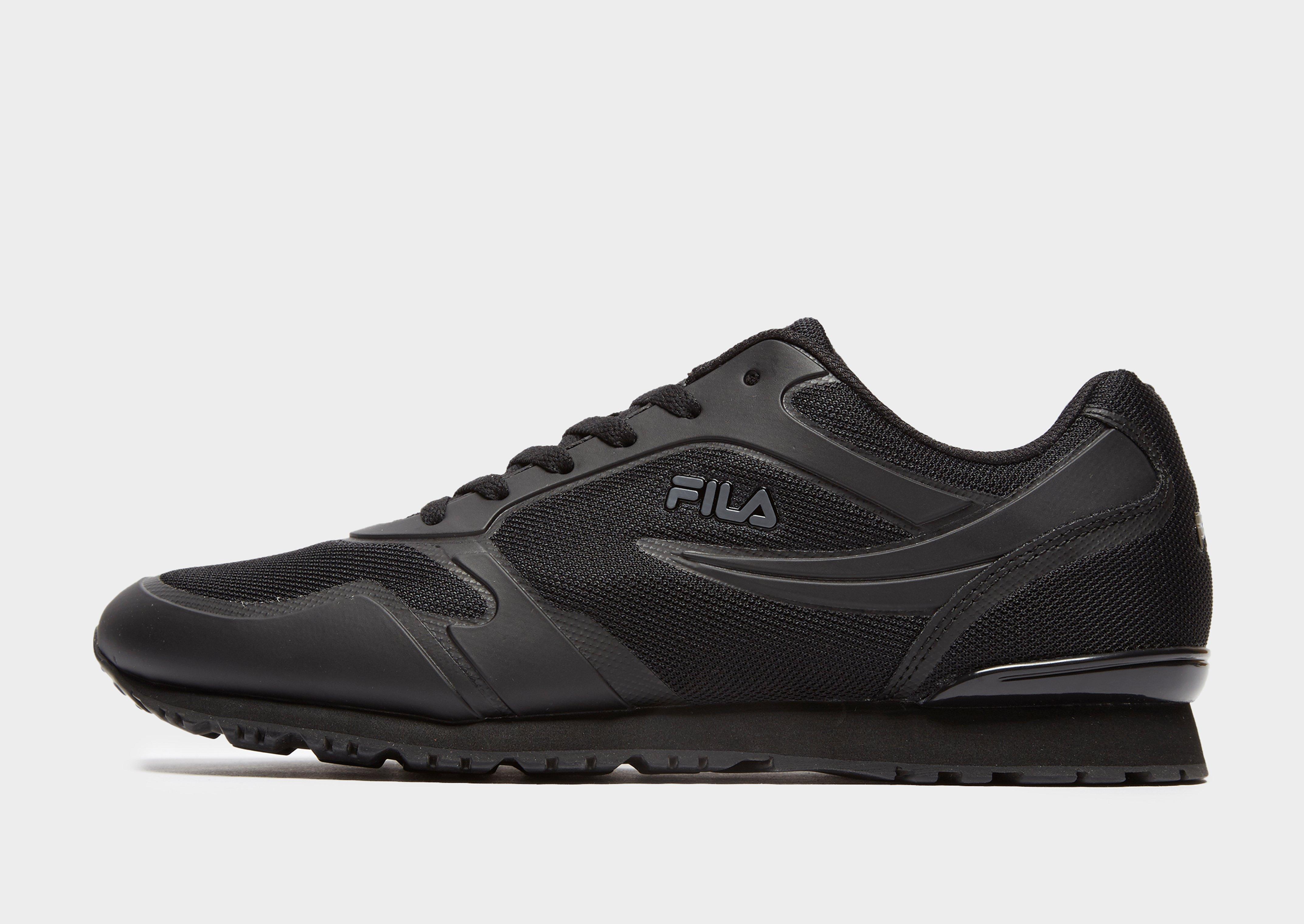 big fila trainers