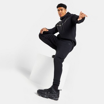 nike tech fleece with jordans