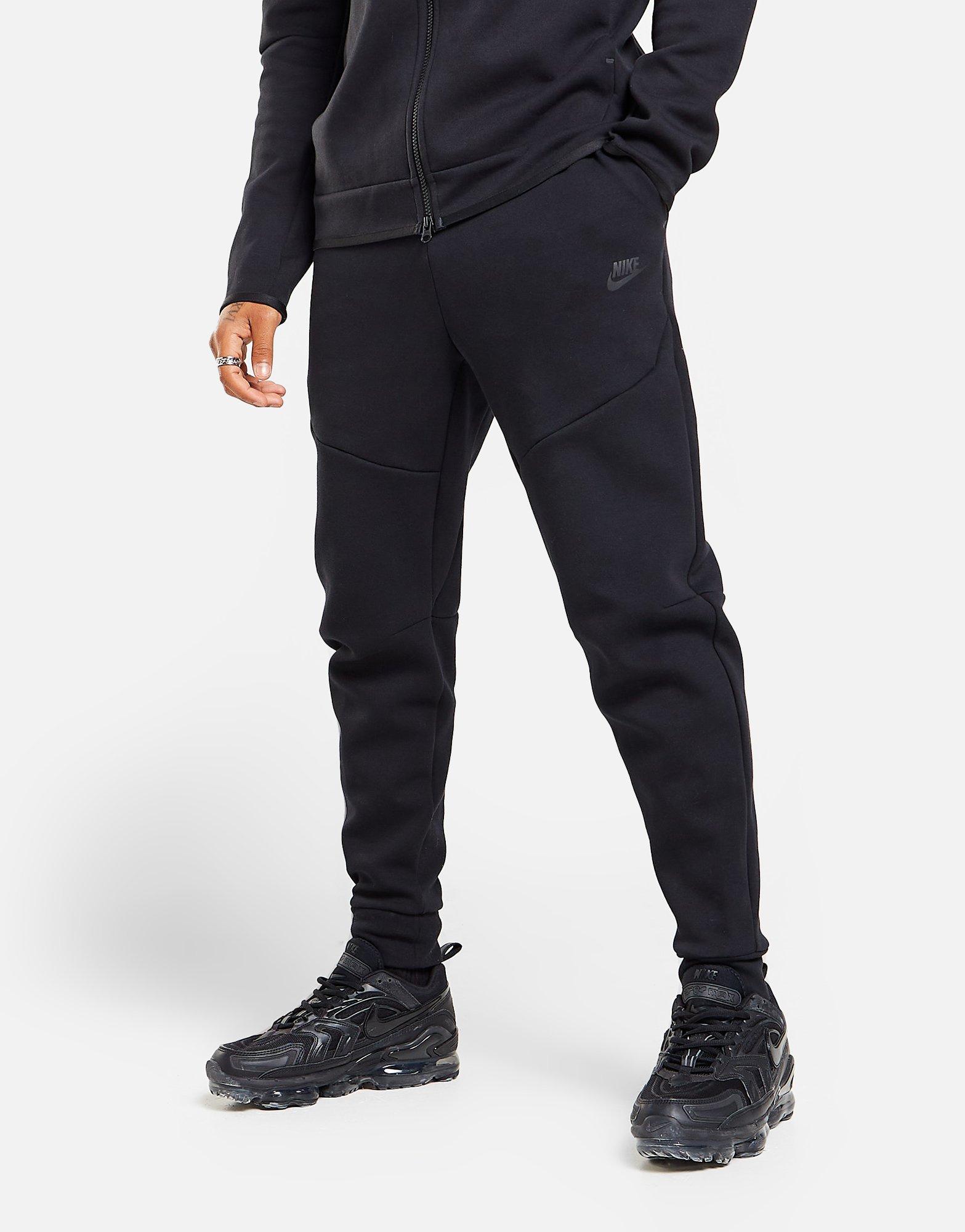 Pánské kalhoty NIKE KALHOTY  SPORTSWEAR TECH FLEECE CU4495-010 Černá