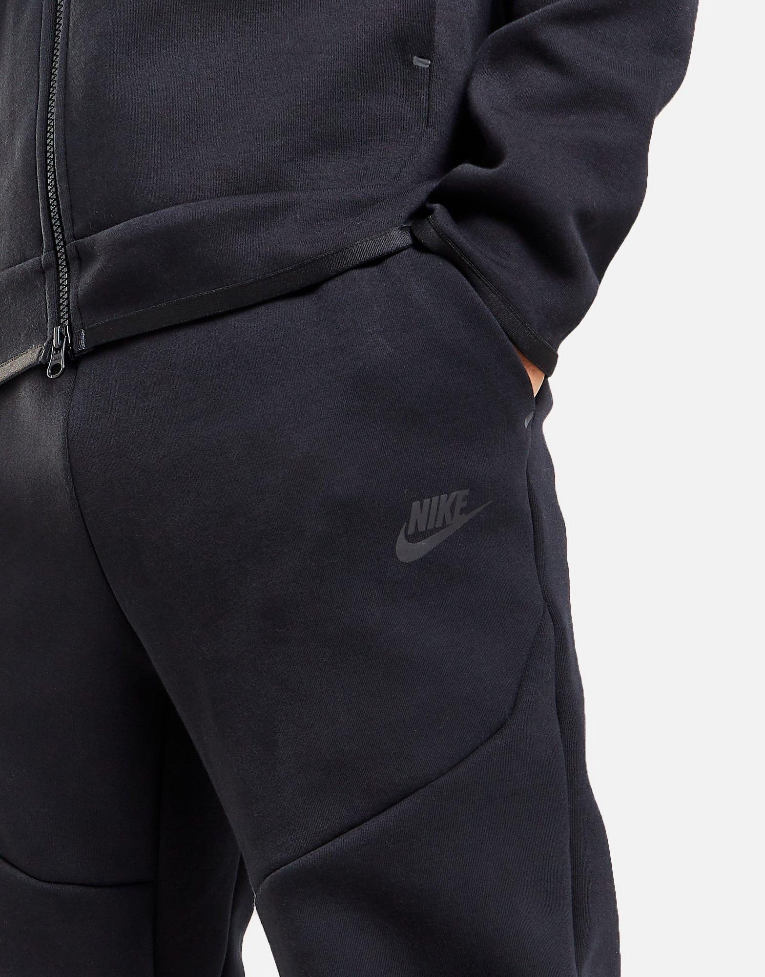 Pánské kalhoty NIKE KALHOTY  SPORTSWEAR TECH FLEECE CU4495-010 Černá