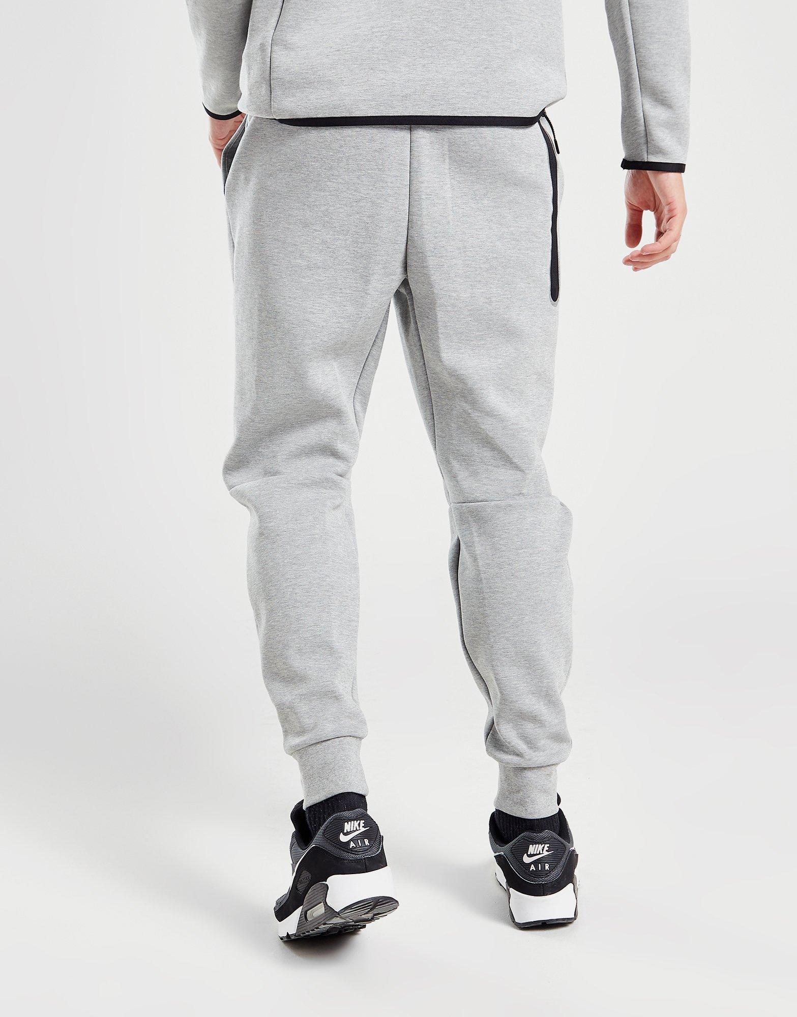 Мъжки панталони NIKE ПАНТАЛОНИ SPORTSWEAR TECH FLEECE CU4495-063 Сив