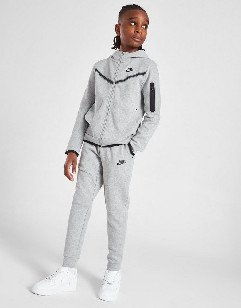 Tech fleece sale junior