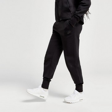 Nike Tech Fleece • JD Sports