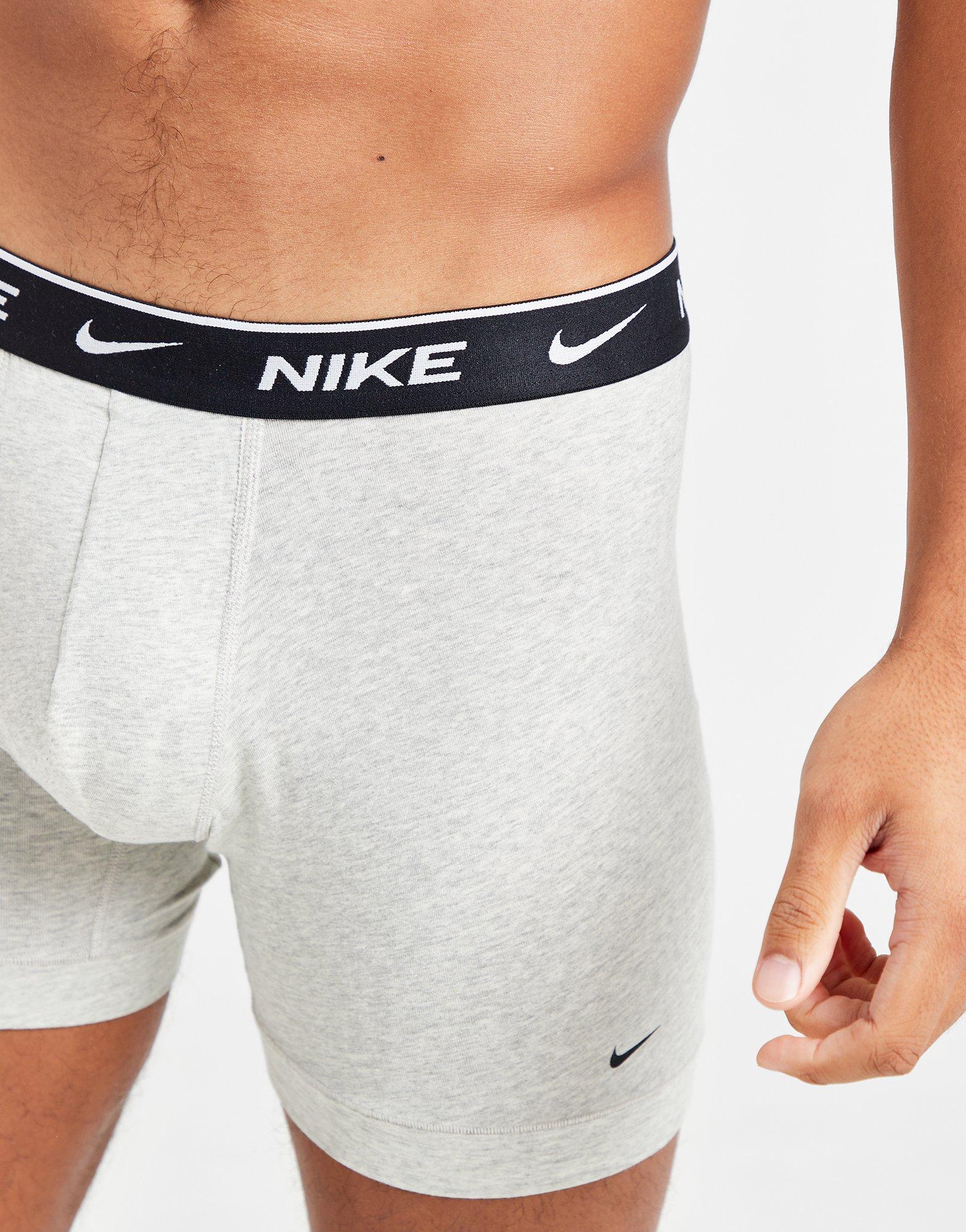 Férfi fehérnemű NIKE BOXERALSÓ 3 PACK BOXERS 0000KE1007MP1 Színes