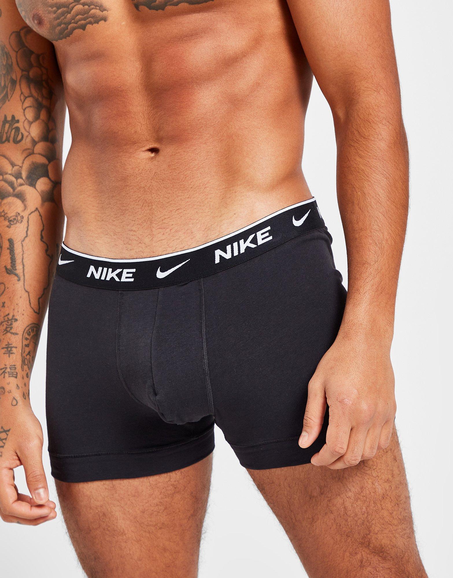 Мъжко бельо NIKE БОКСЕРКИ 3 PACK TRUNKS 0000KE1008MP1 Многоцветен
