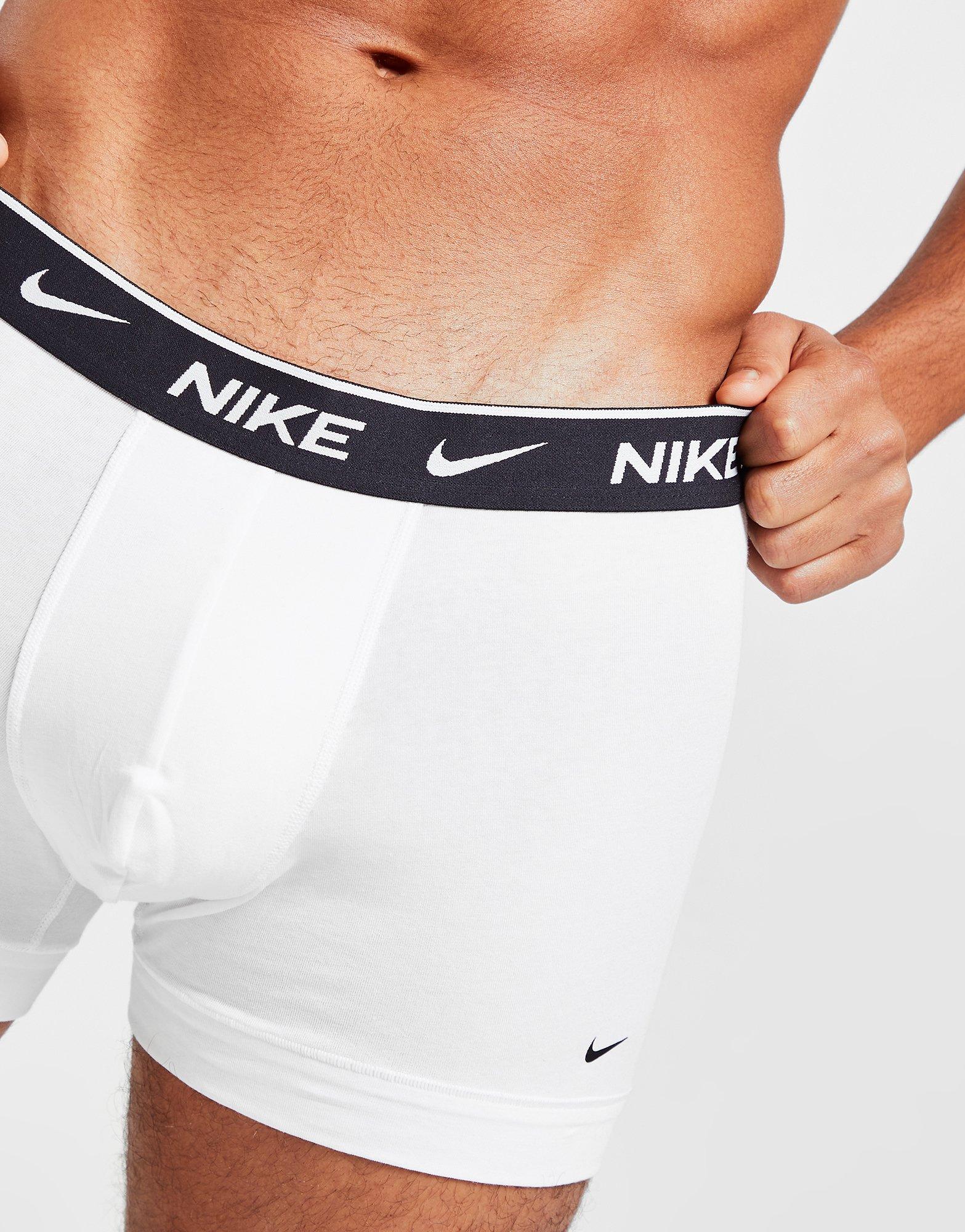 Мъжко бельо NIKE БОКСЕРКИ 3 PACK TRUNKS 0000KE1008MP1 Многоцветен