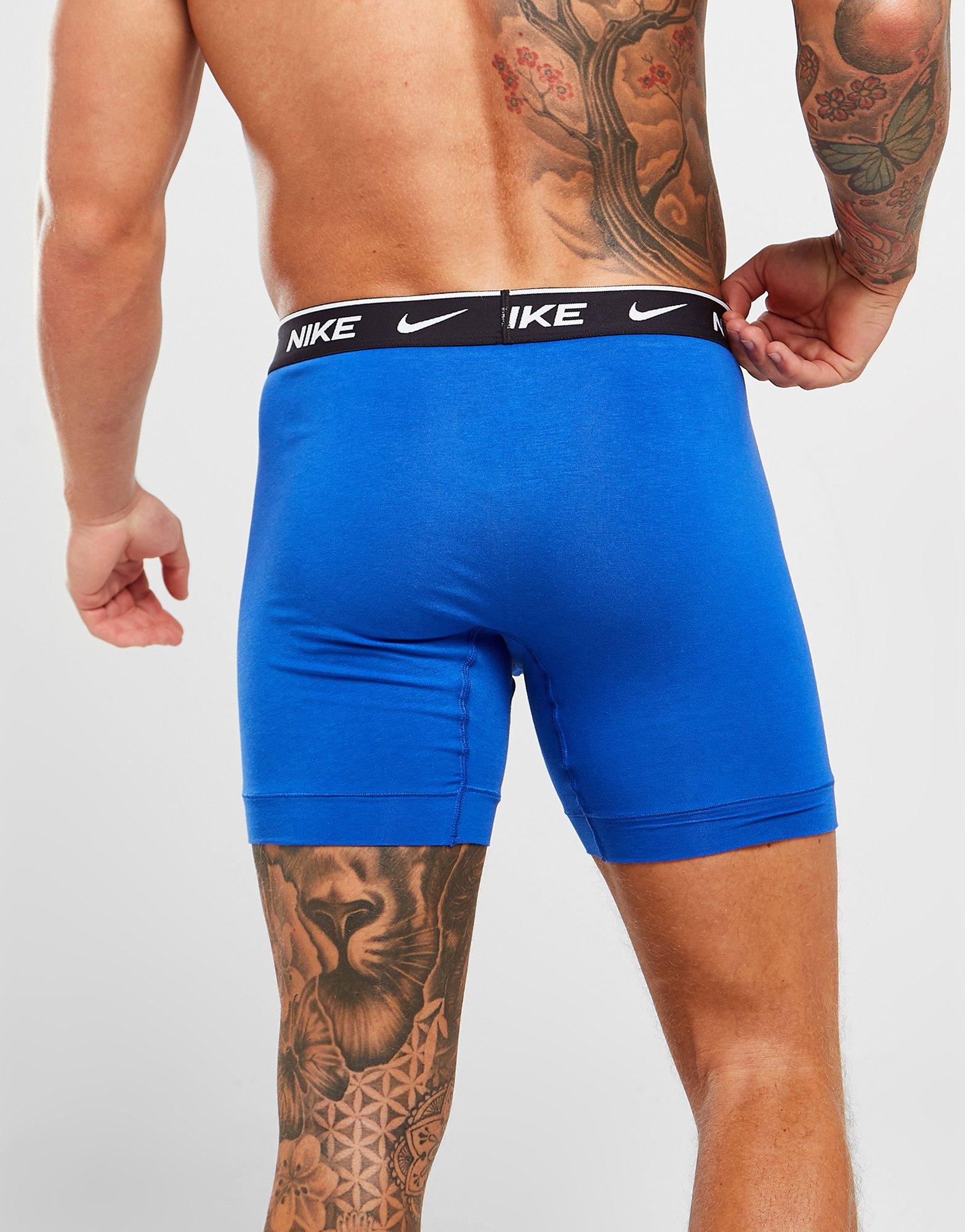 Pánska spodná bielizeň NIKE 3 PACK BOXERS  0000KE10079J1 Viacfarebná
