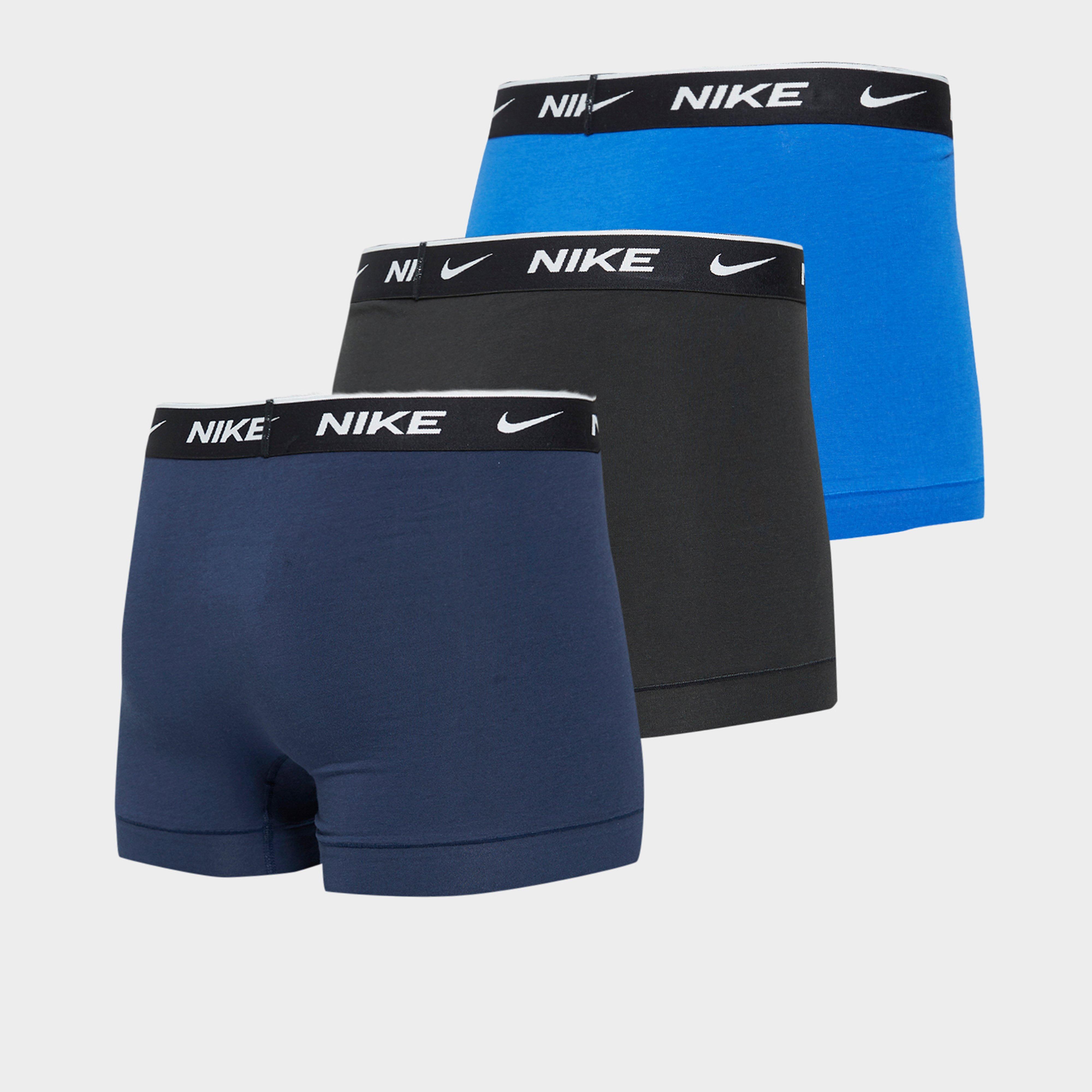 Férfi fehérnemű NIKE BOXERALSÓ NIKE 3 PACK TRUNKS