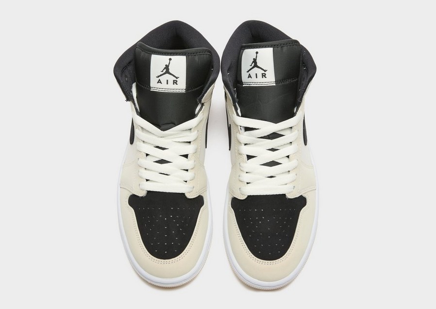 Adidași de damă JORDAN WMNS AIR JORDAN 1 MID BQ6472-800 Bej