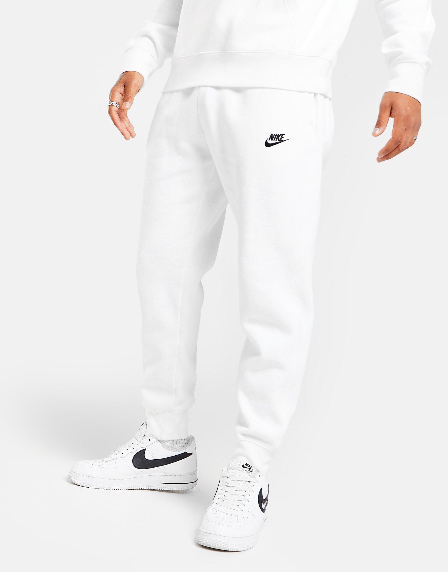 Nike jogging store