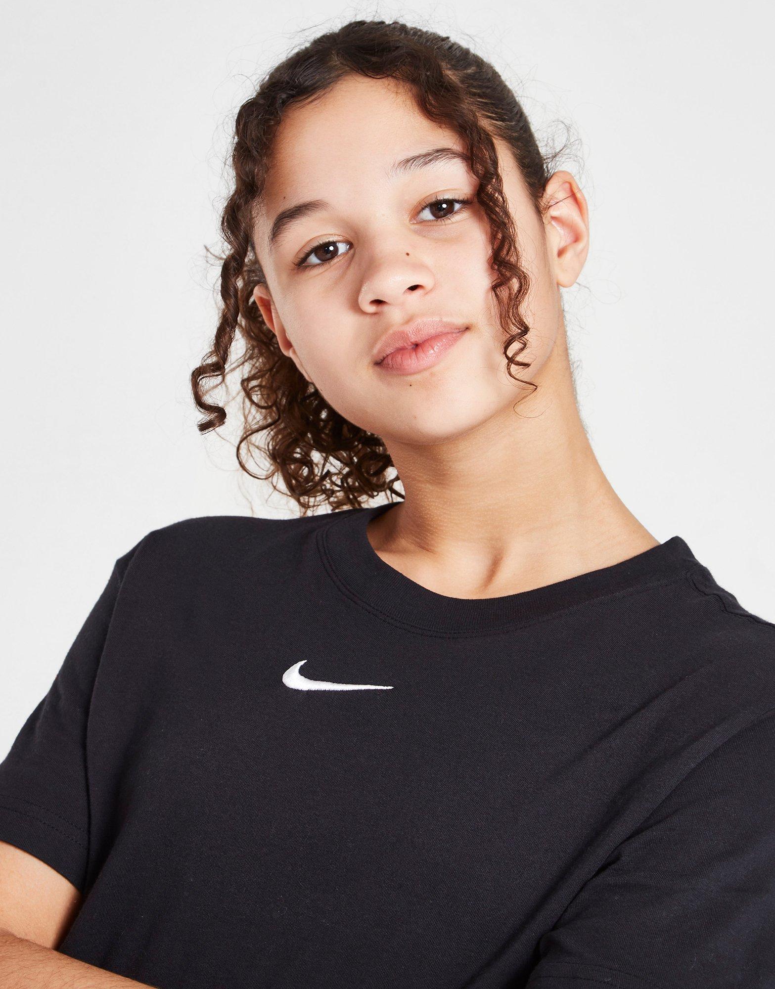 Gyerek póló NIKE PÓLÓ SPORTSWEAR GIRL DA6918-010 Fekete