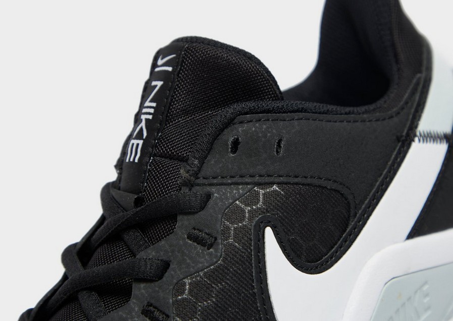 NIKE LEGEND ESSENTIAL  CQ9545-001 Fekete