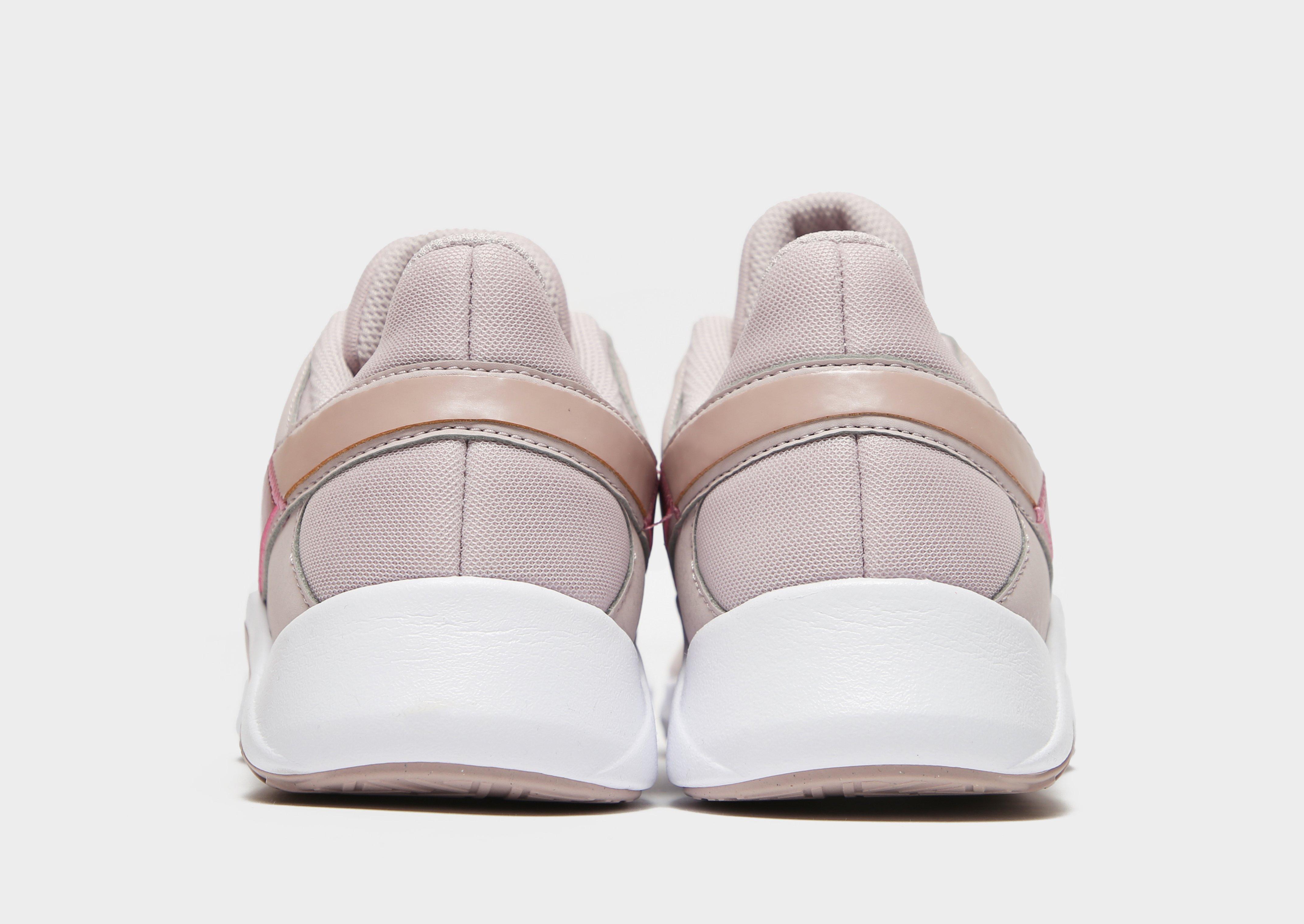 NIKE LEGEND ESSENTIAL  CQ9545-003 Roz