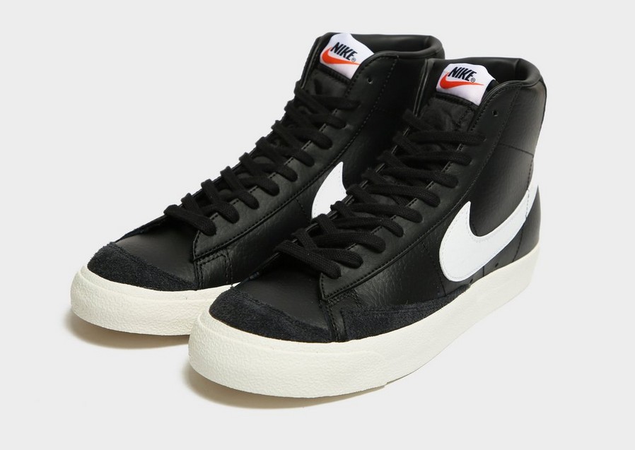 Adidași pentru bărbați NIKE BLAZER MID '77 VINTAGE BQ6806-002 Negru