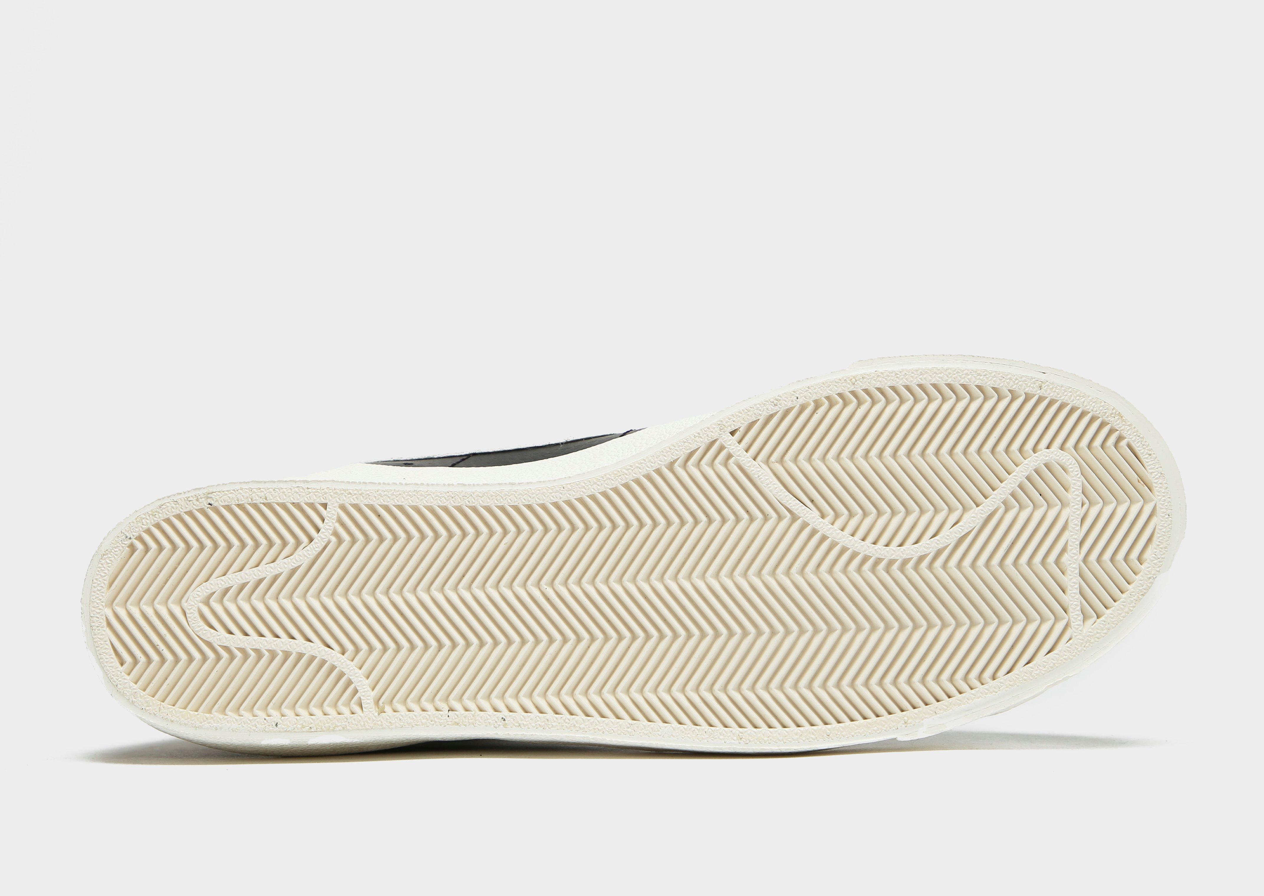 Мъжки маратонки NIKE BLAZER MID '77 VINTAGE BQ6806-002 Черен