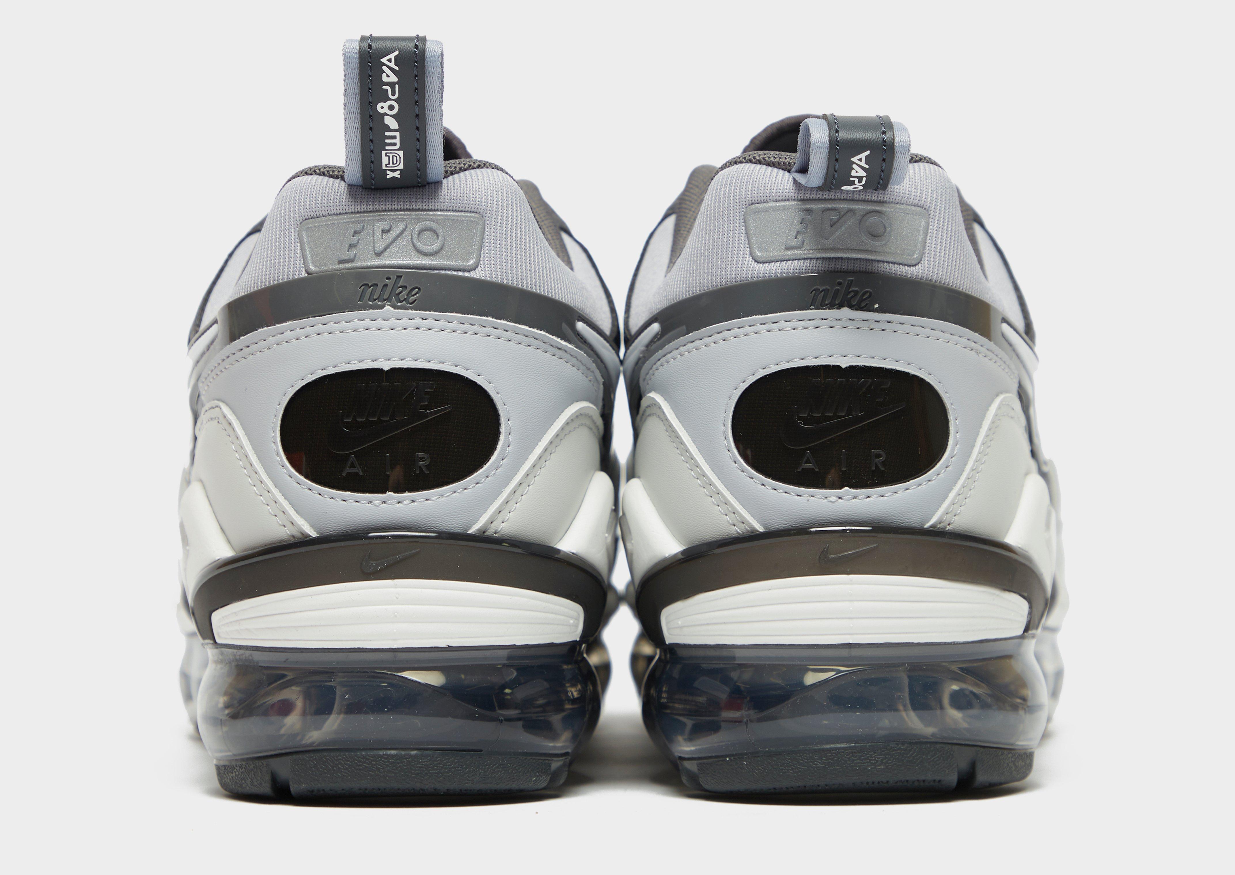 Buty sneakersy męskie NIKE AIR VAPORMAX EVO CT2868-002 Biały