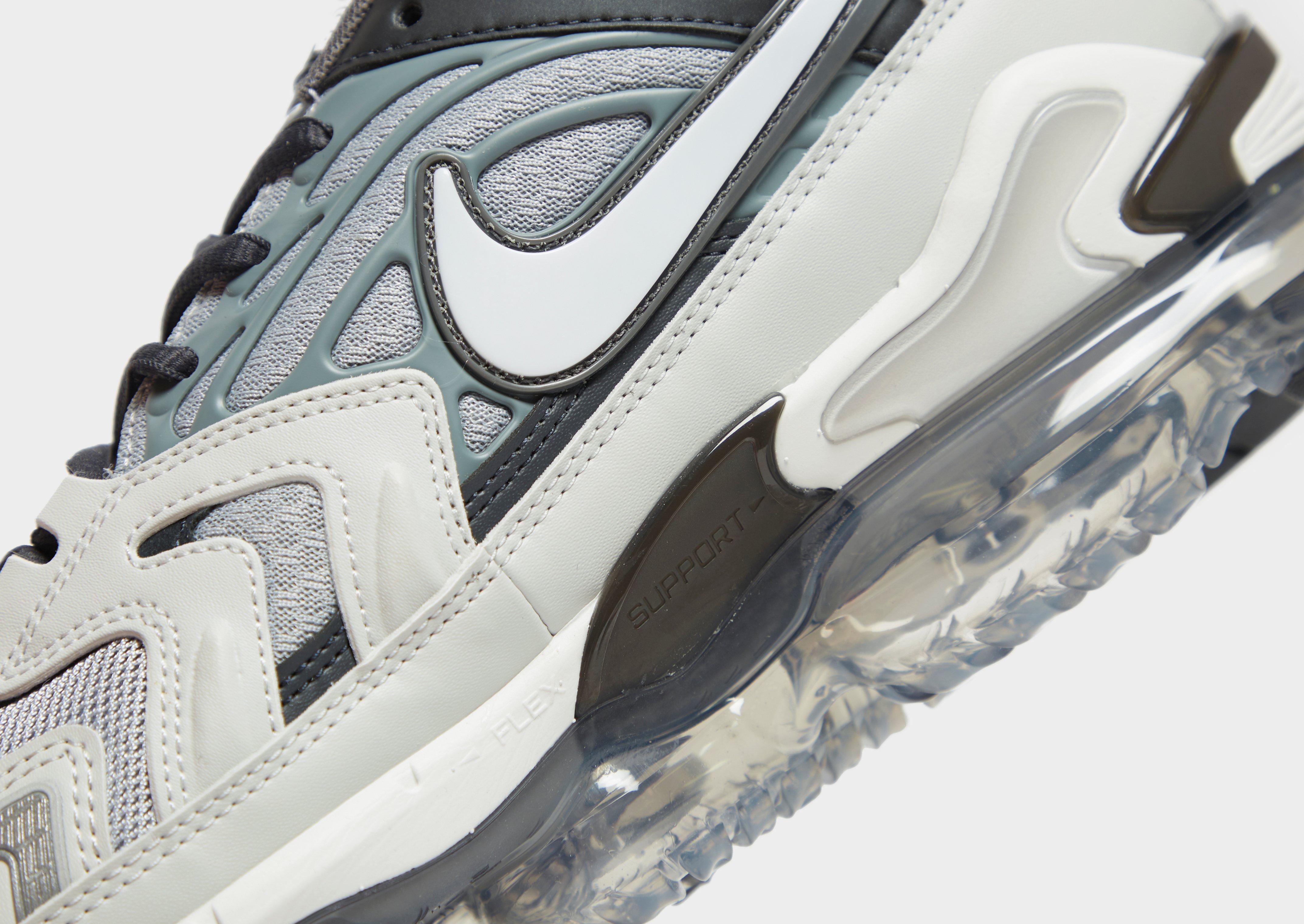 Buty sneakersy męskie NIKE AIR VAPORMAX EVO CT2868-002 Biały