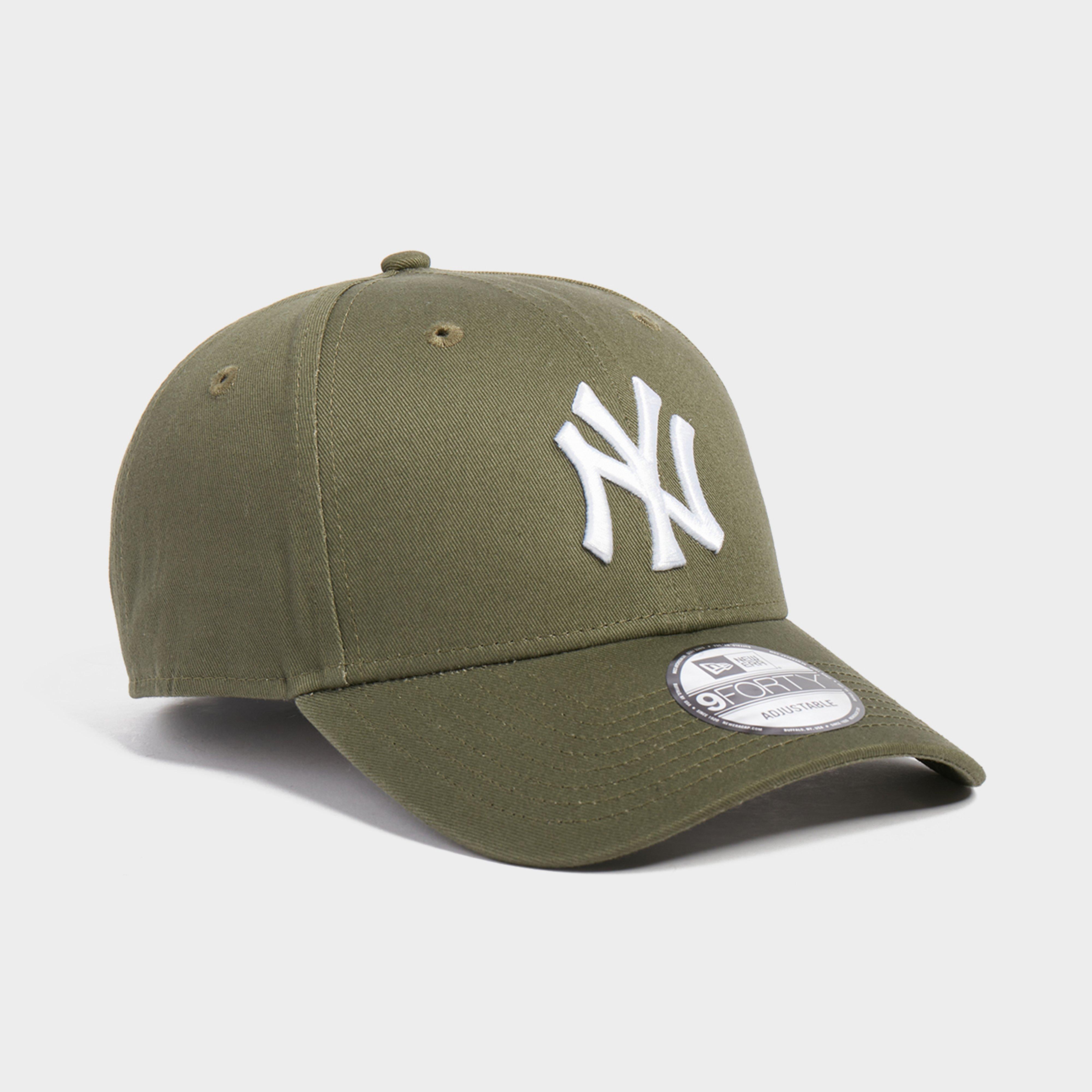 Дамска шапка NEW ERA ШАПКА LEAGUE ESSENTIAL 9FORTY NYY КАКИ NEW YORK YANK