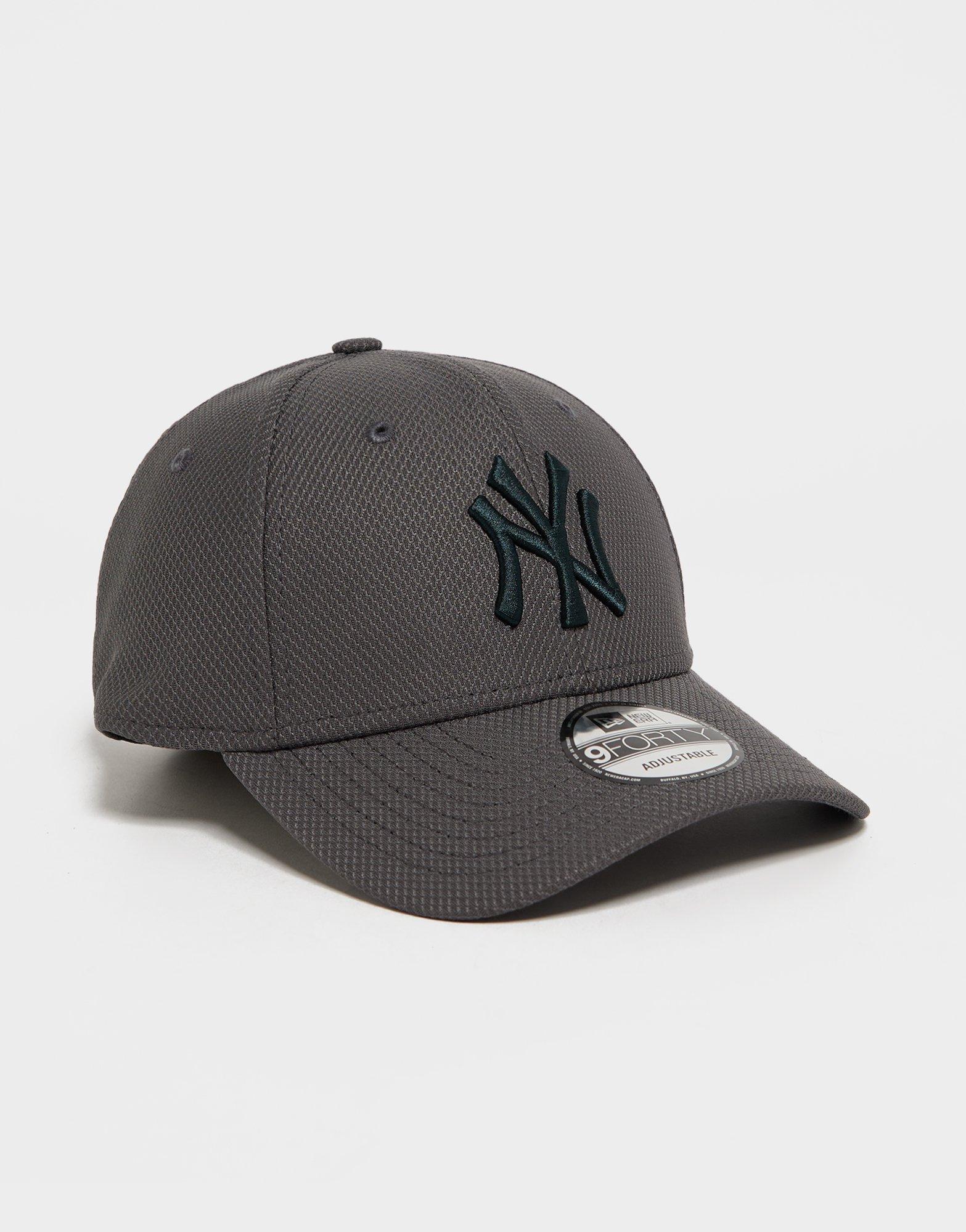 Șapcă pentru bărbați NEW ERA CACIULA MLB 9FORTY NEW YORK YANKEES CAP NEW YORK YAN 12523906 Gri
