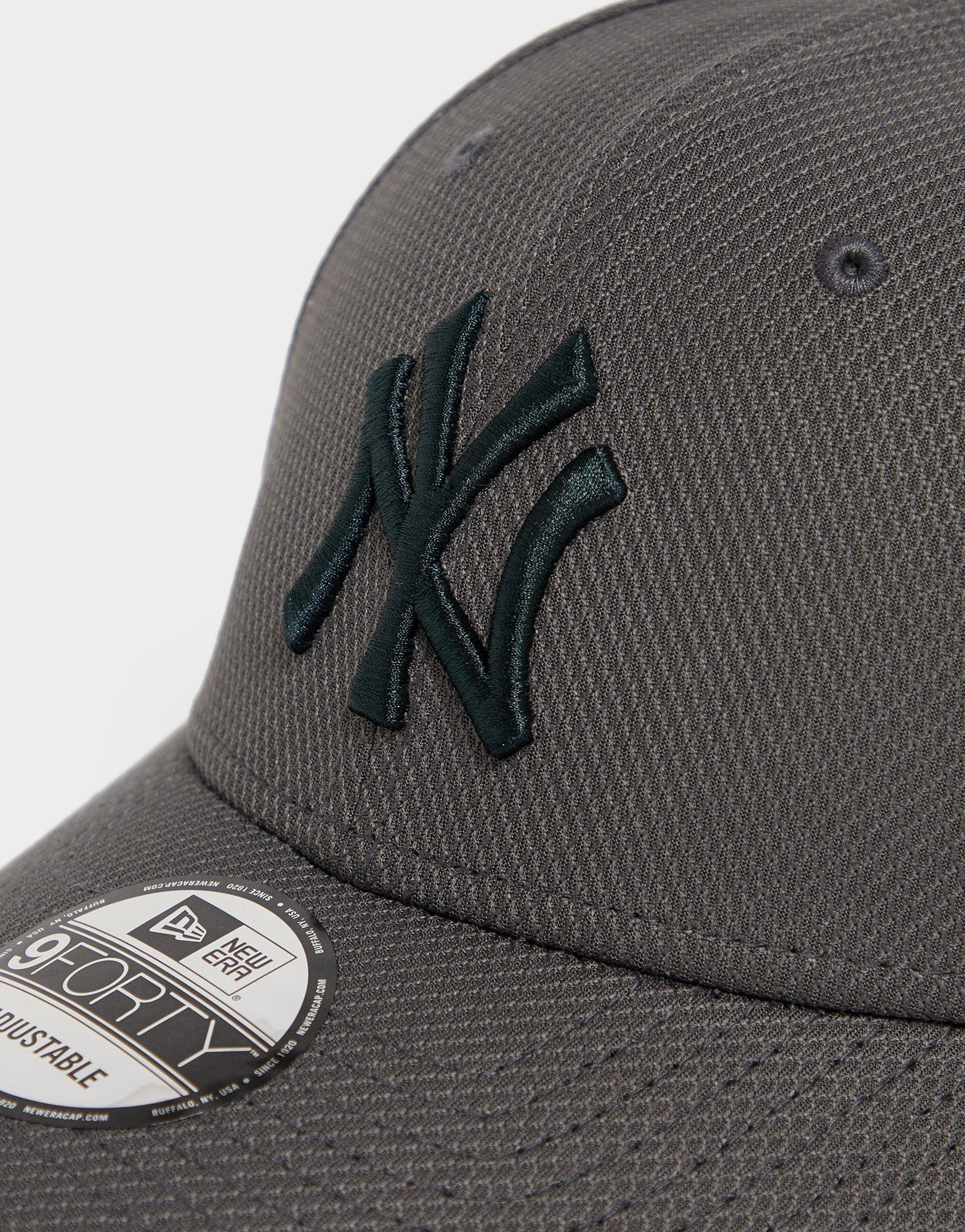 Șapcă pentru bărbați NEW ERA CACIULA MLB 9FORTY NEW YORK YANKEES CAP NEW YORK YAN 12523906 Gri