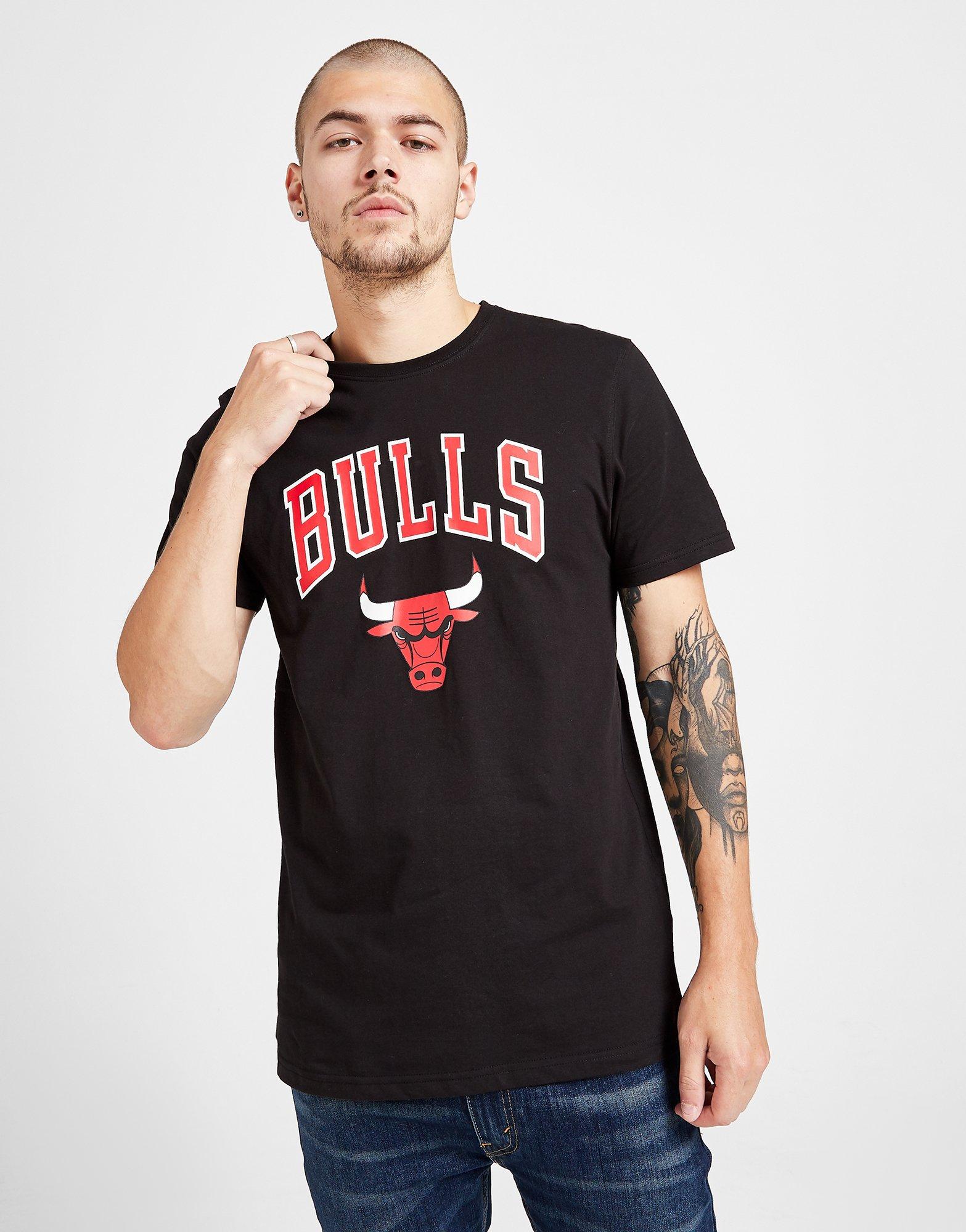 Pánske tričko NEW ERA TRIČKO SS NBA LOGO CHICAGO BULLS BLACK 11530755 Černá