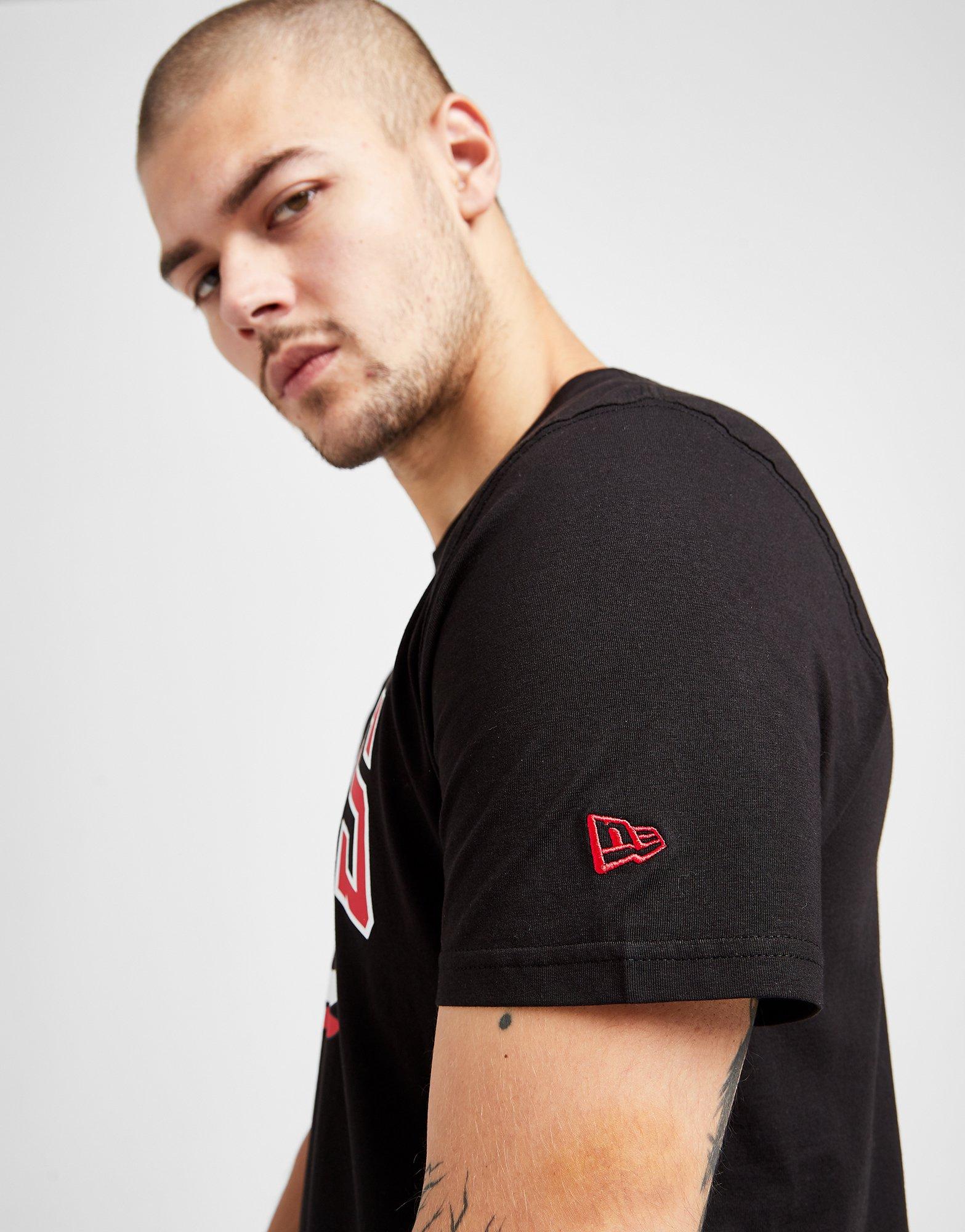 Pánske tričko NEW ERA TRIČKO SS NBA LOGO CHICAGO BULLS BLACK 11530755 Černá