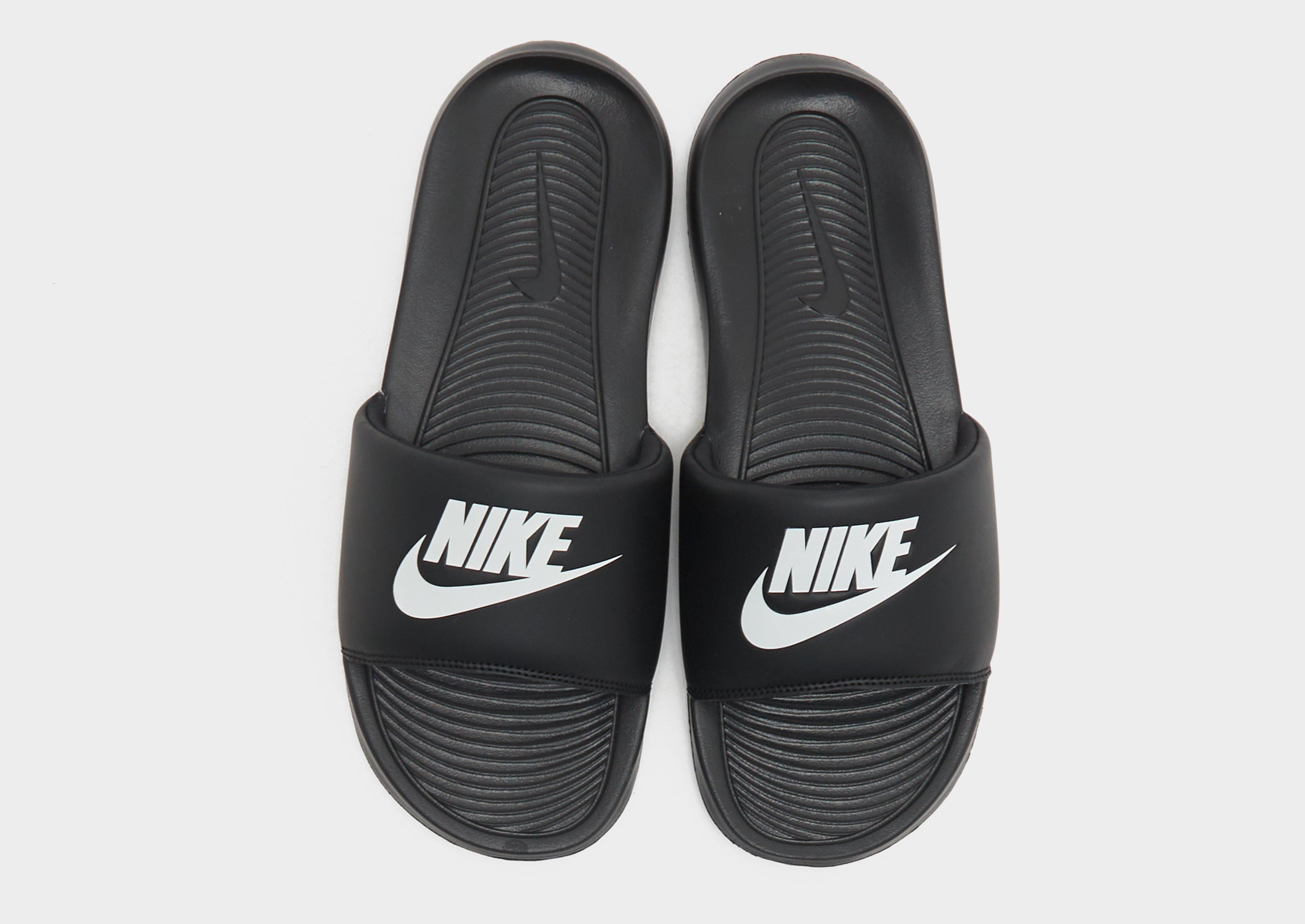 Męskie NIKE VICTORI ONE SLIDE  CN9675-002 Czarny