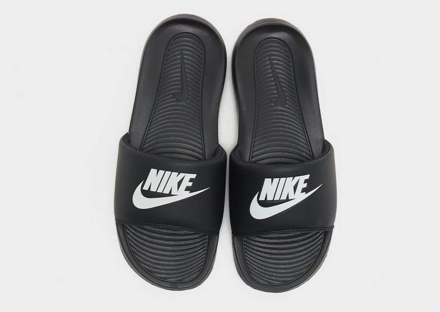 Чоловічі шльопанці NIKE VICTORI ONE SLIDE  CN9675-002 Чорний