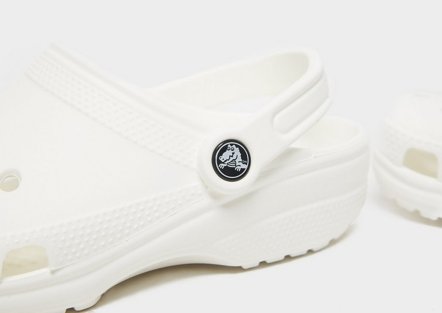 Жіночі шльопанці CROCS CLASSIC CLOG  10001100 Білий