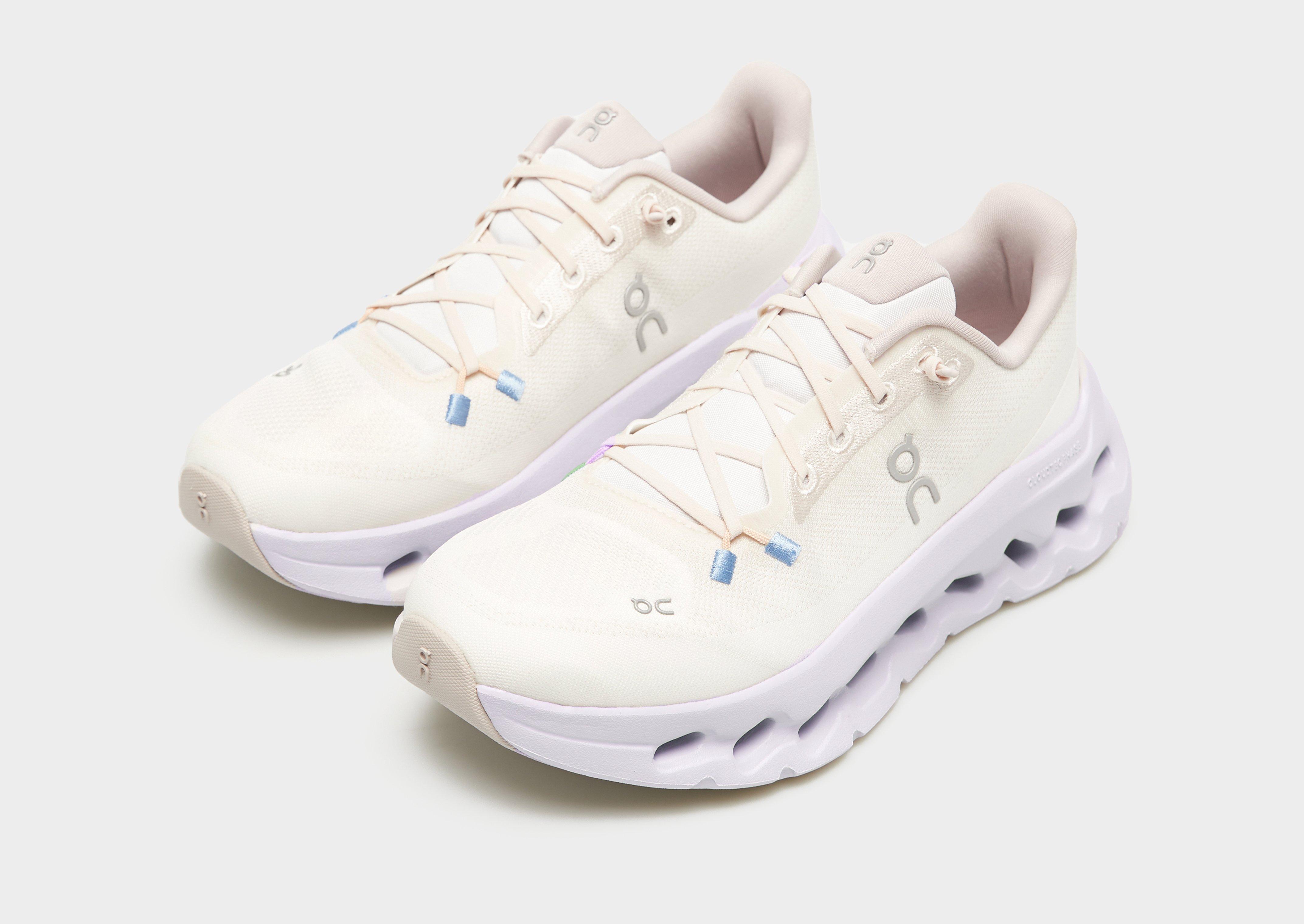 Női futócipők ON CLOUDTILT  3WE10051145 Fehér