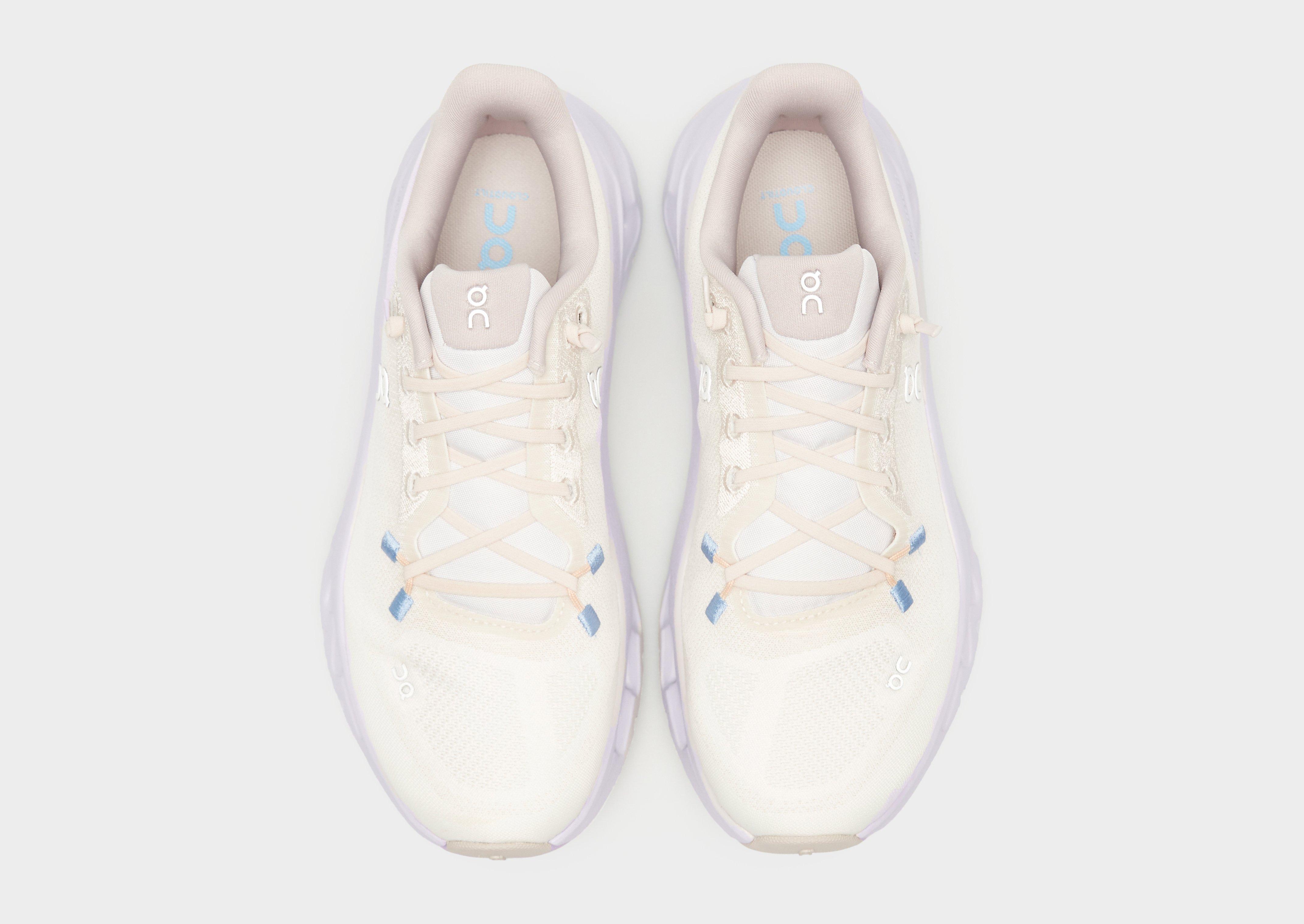 Női futócipők ON CLOUDTILT  3WE10051145 Fehér