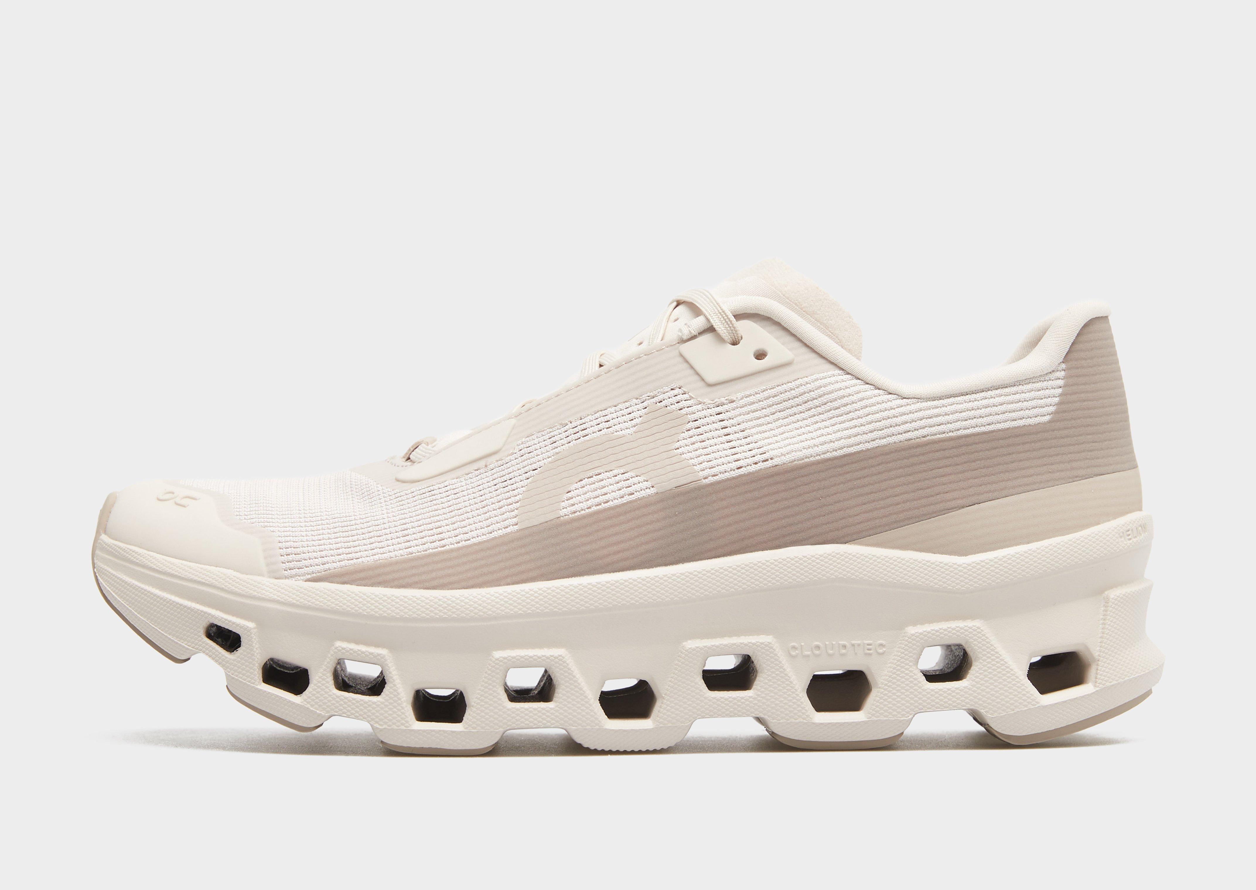 On Cloudmonster Void