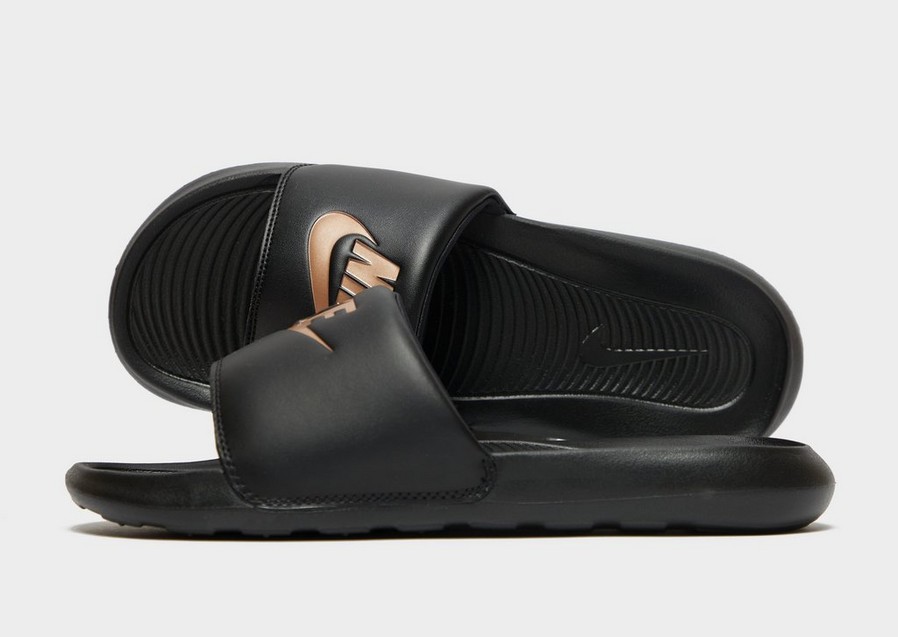 Дамски чехли NIKE VICTORI ONE SLIDES  CN9677-001 Черен